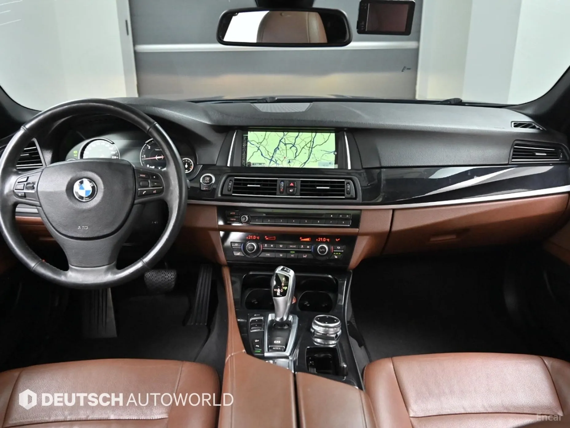 BMW 5 Series (F10) превью 4