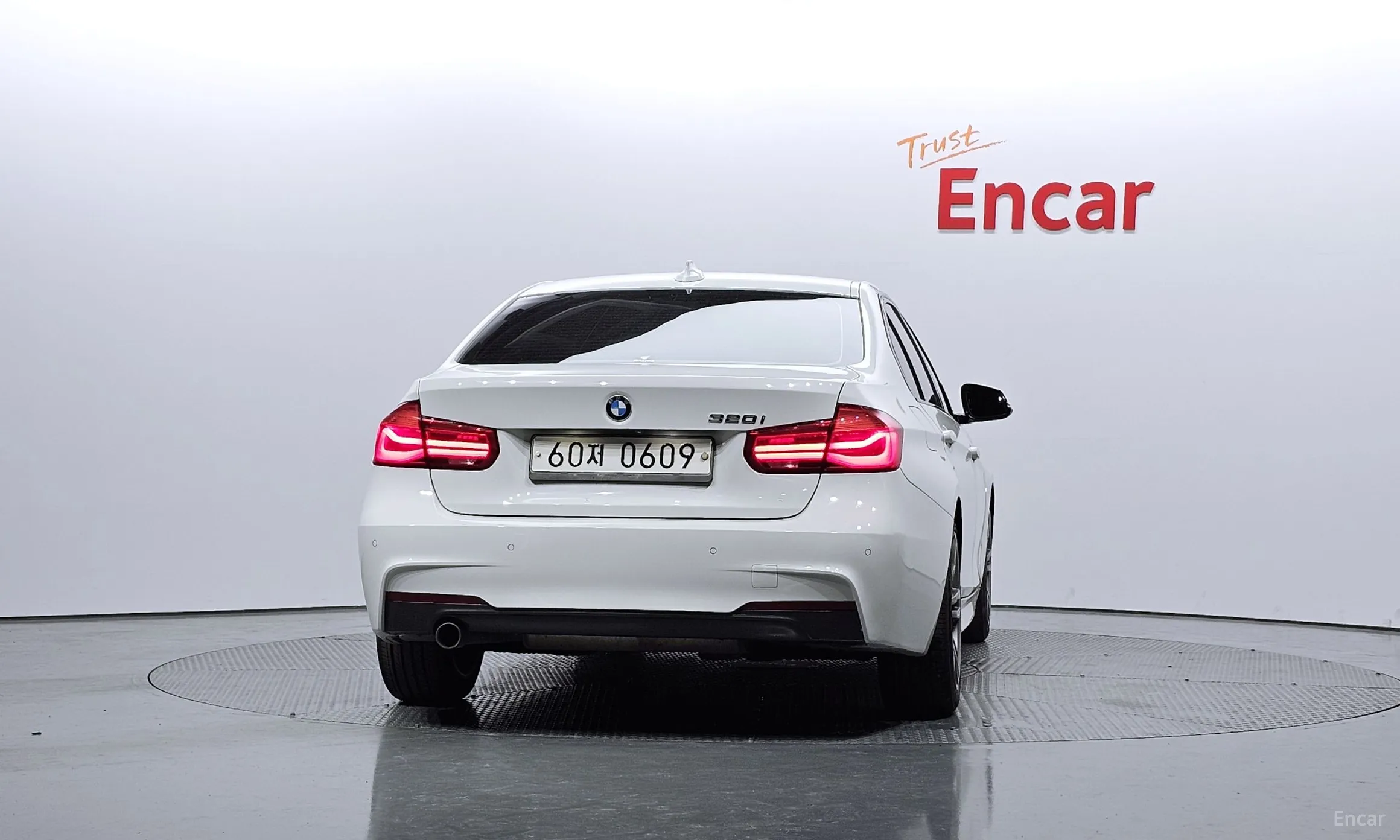 BMW 3 Series (F30) превью 3