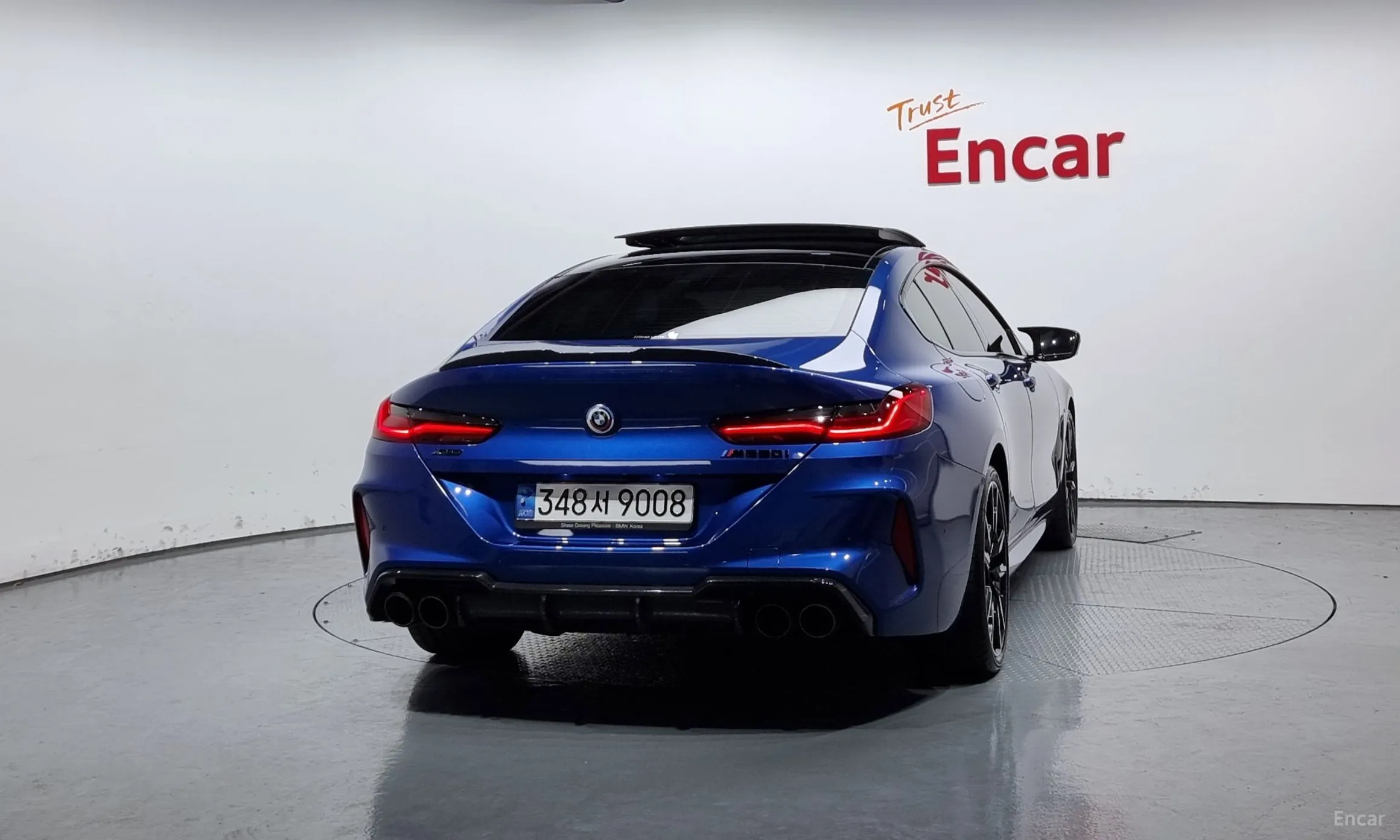 BMW 8-series (G15) превью 3