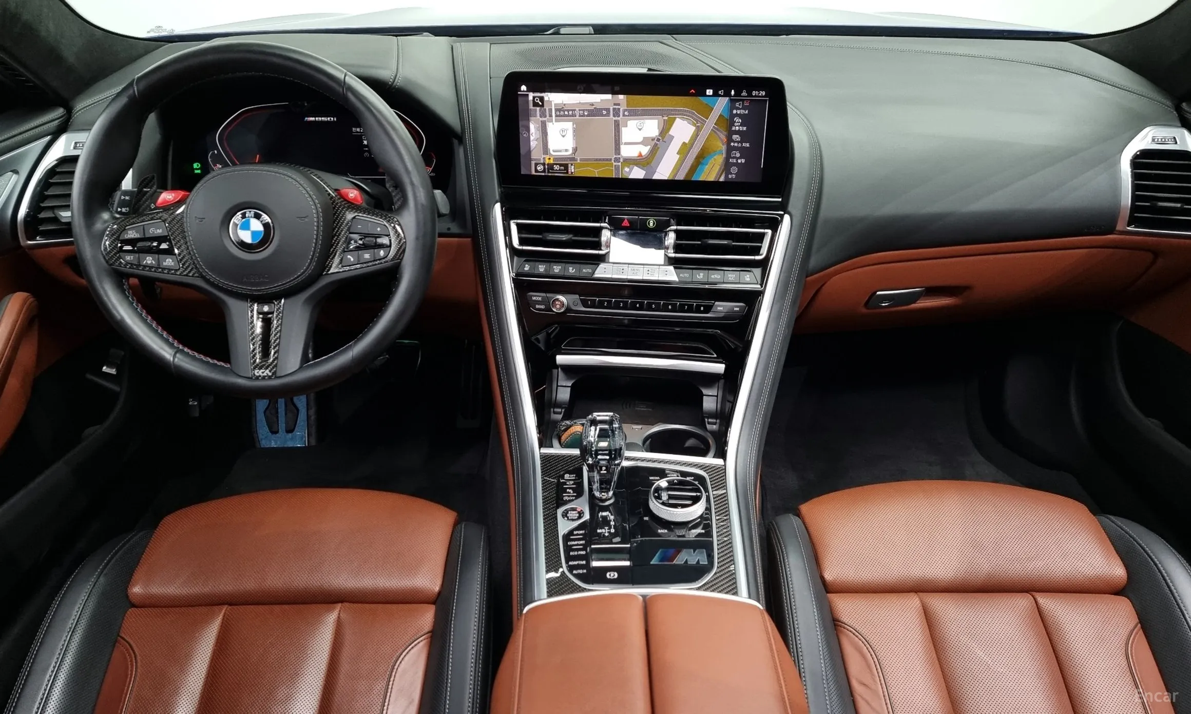 BMW 8-series (G15) превью 4