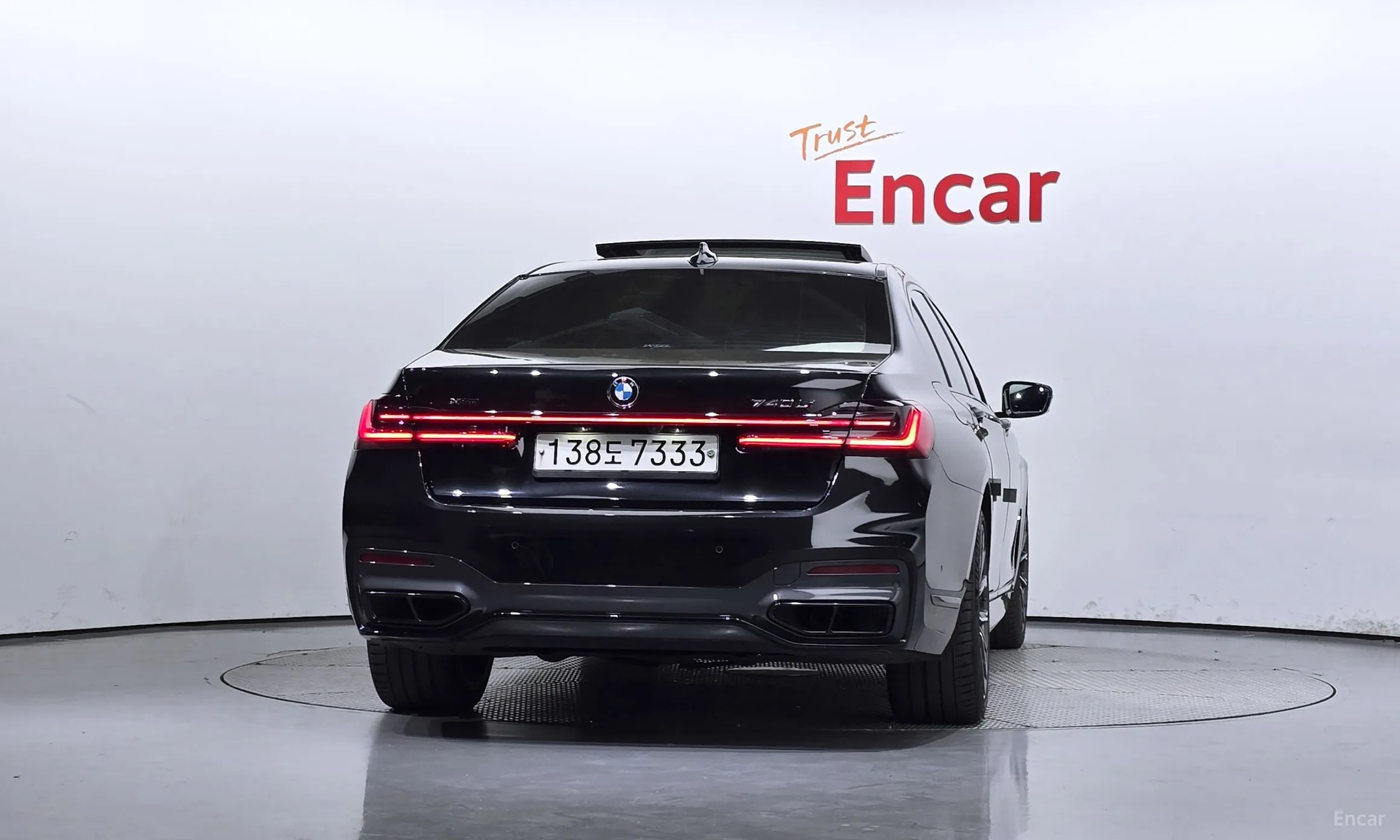 BMW 7 Series (G11) превью 3