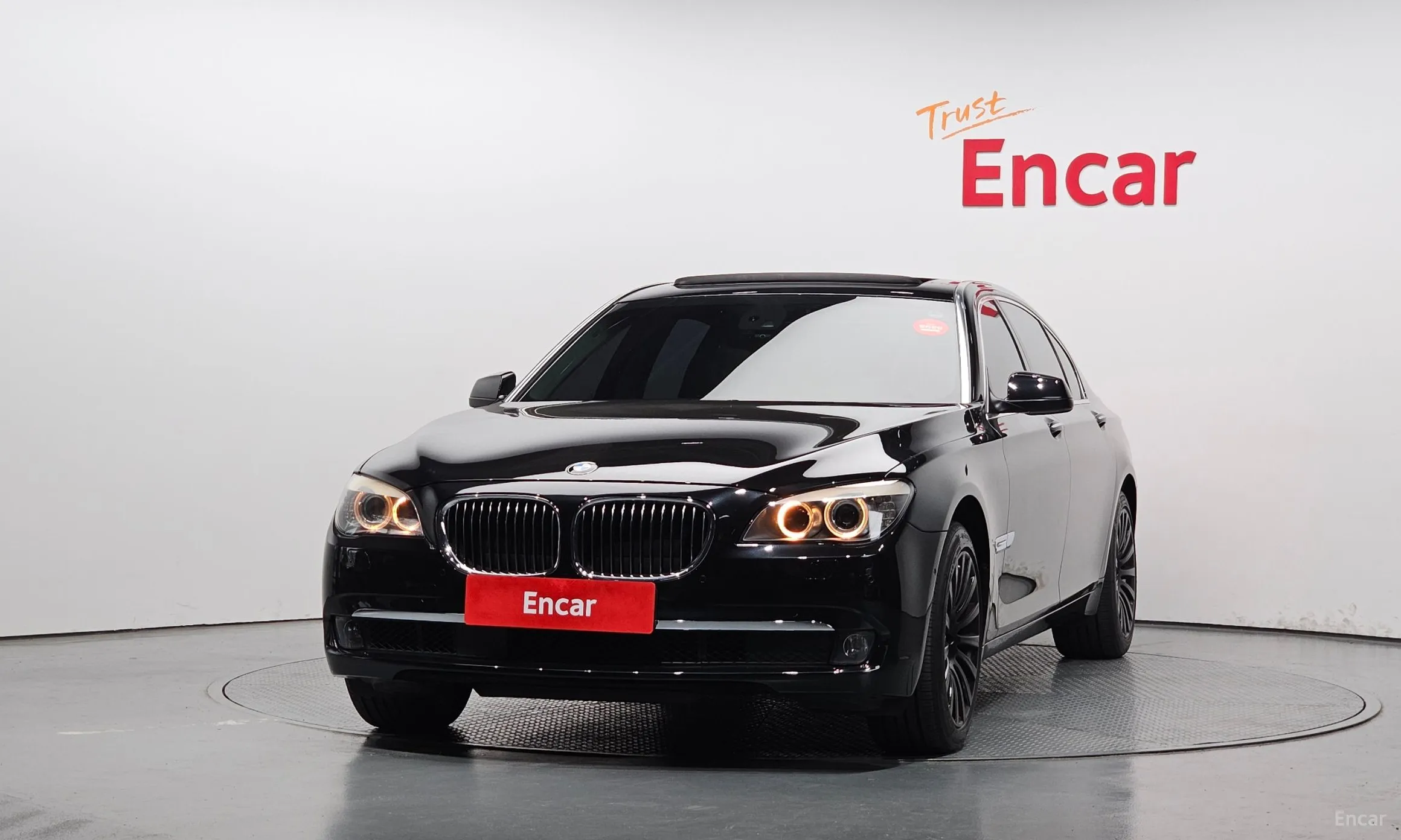 BMW 7 Series (F01) превью 2
