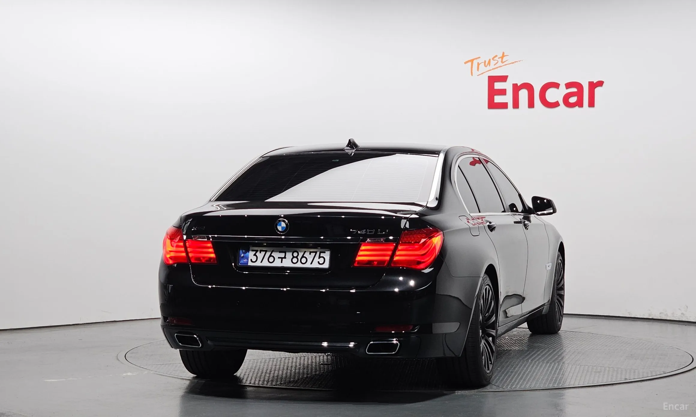 BMW 7 Series (F01) превью 3