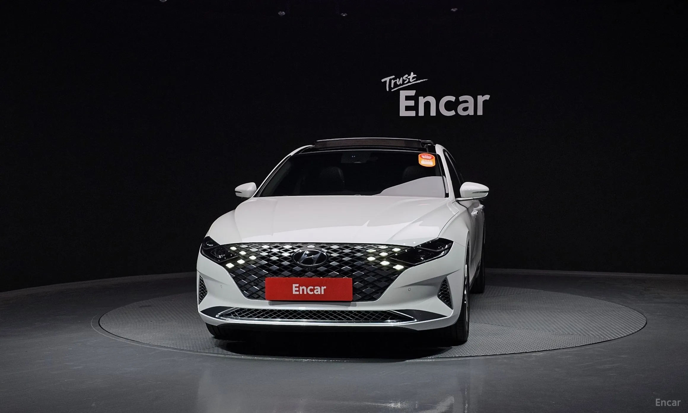 Hyundai Grandeur IG Hybrid