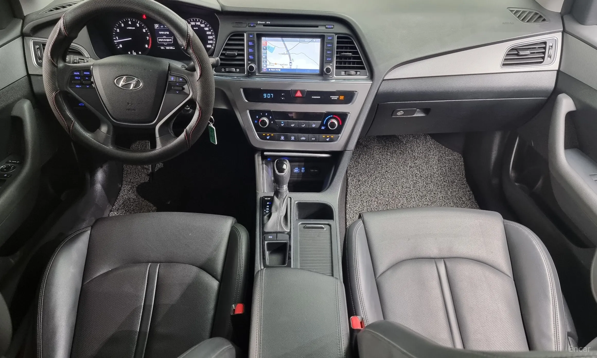 Hyundai LF Sonata превью 4