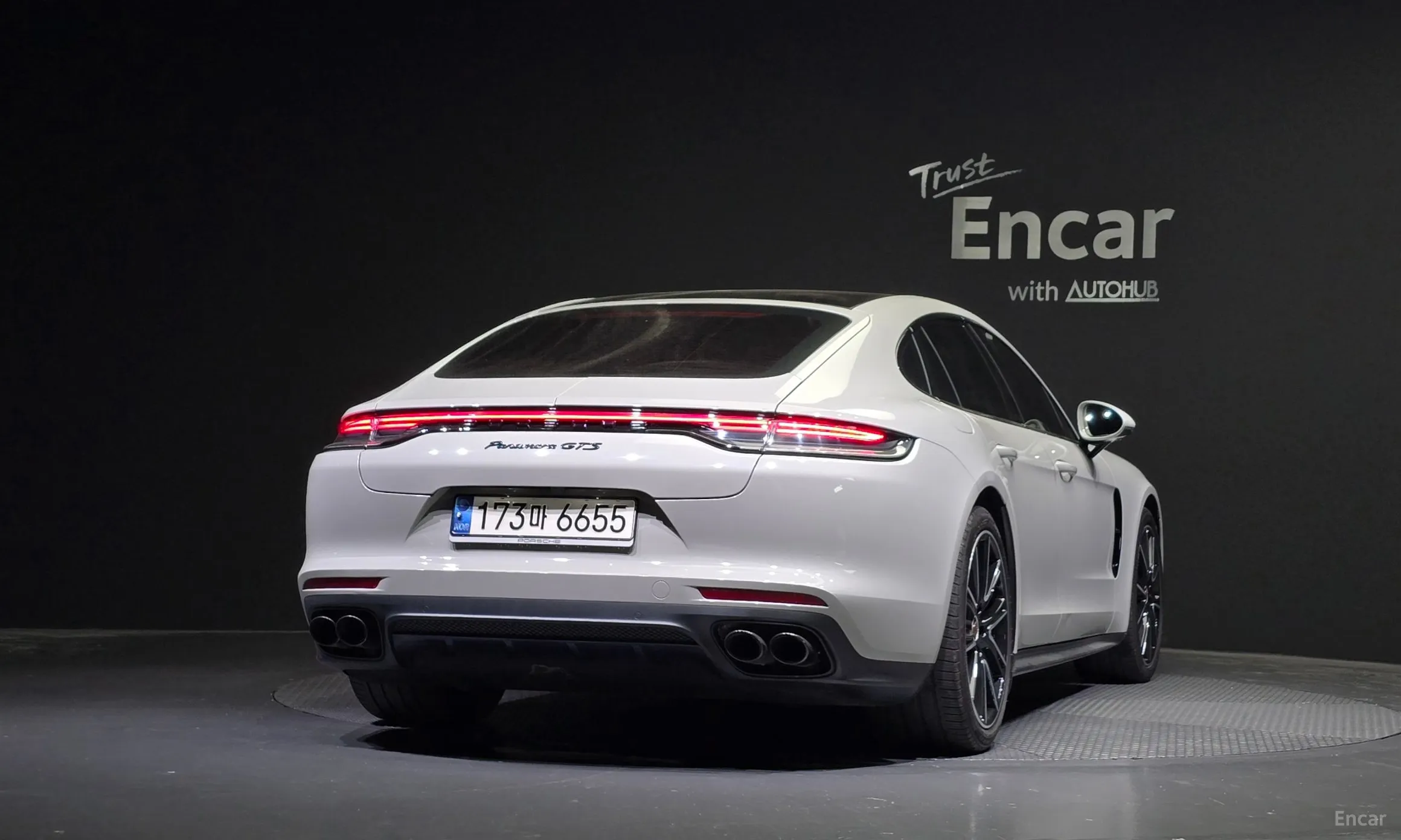 Porsche Panamera (971) превью 3