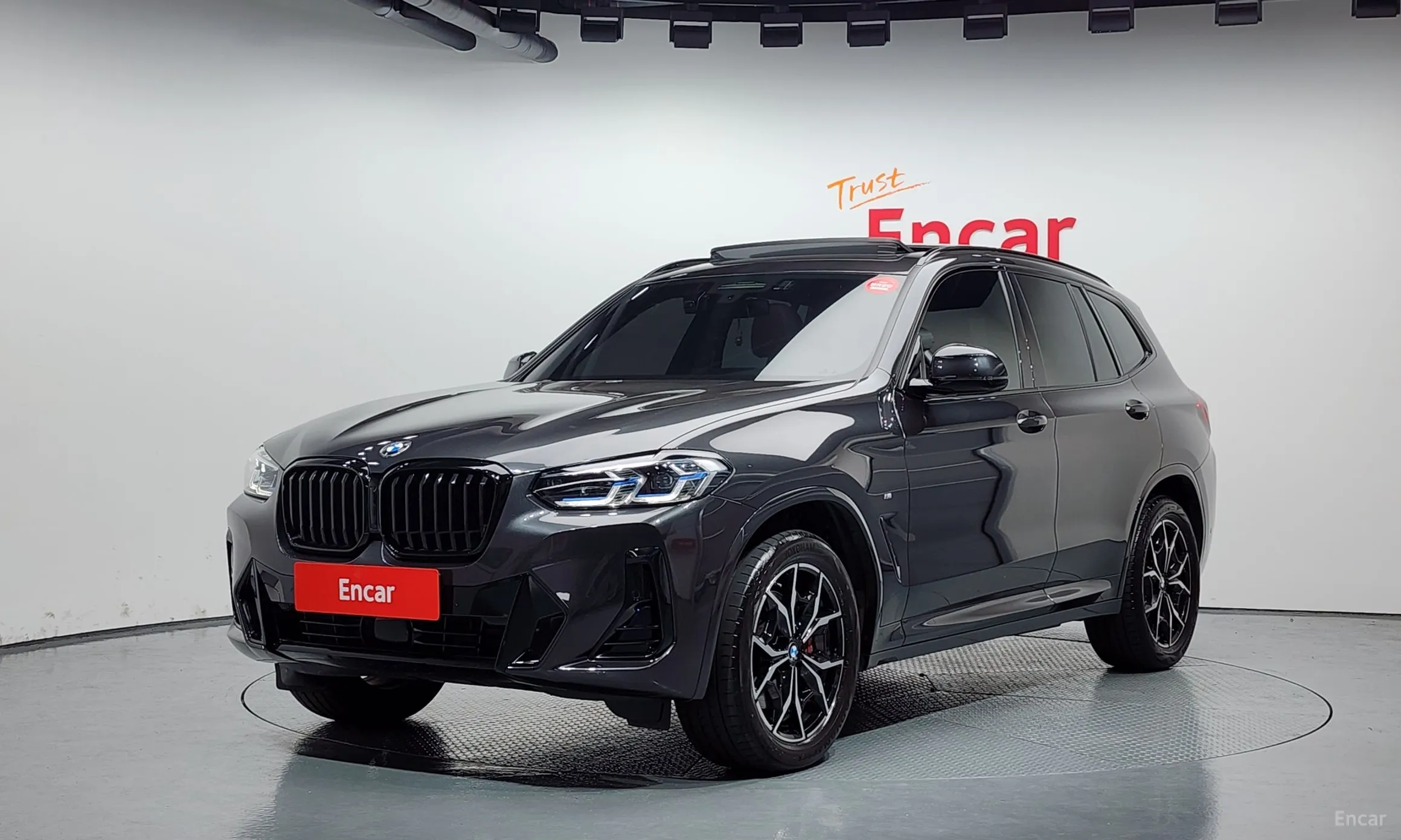 X3 (G01)