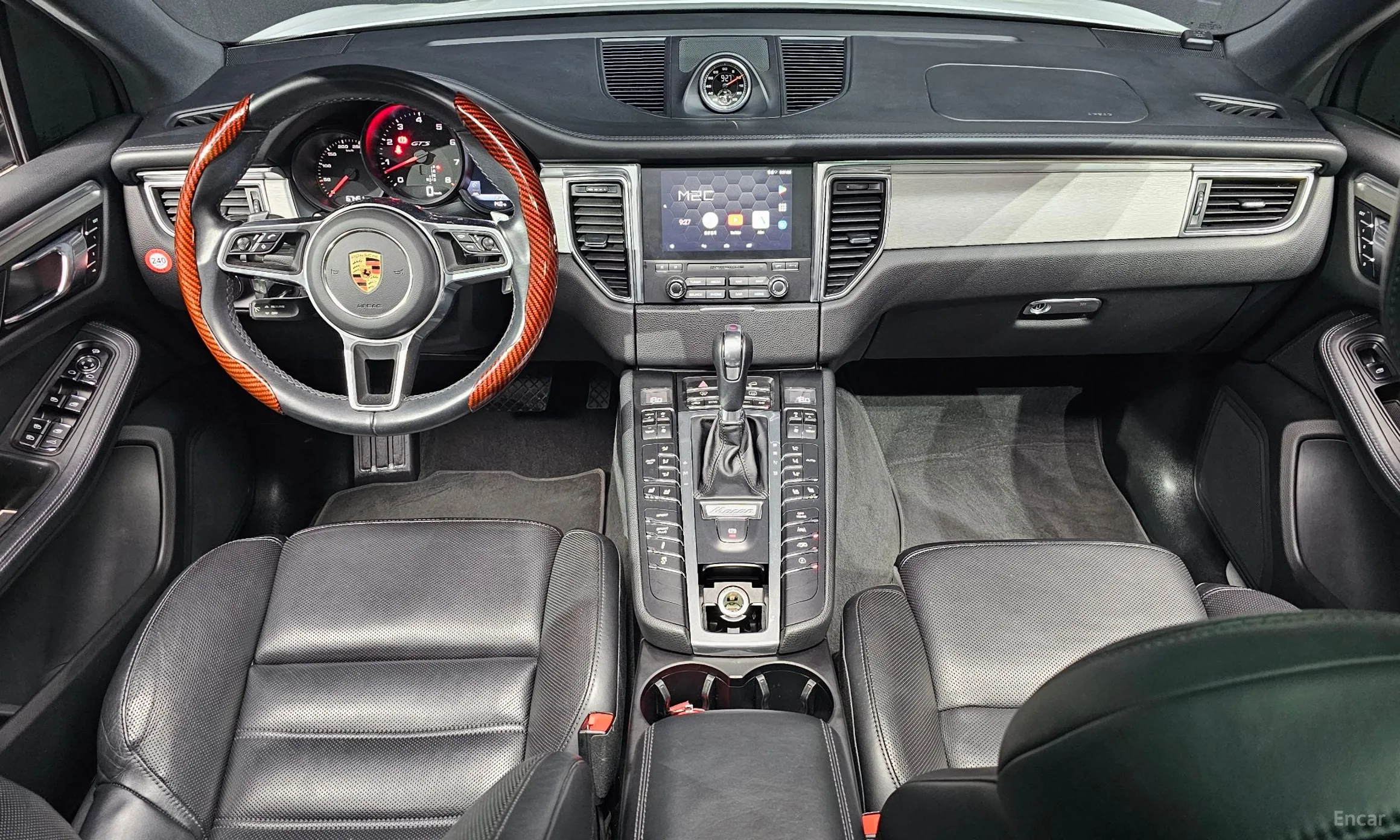 Porsche Macan превью 4