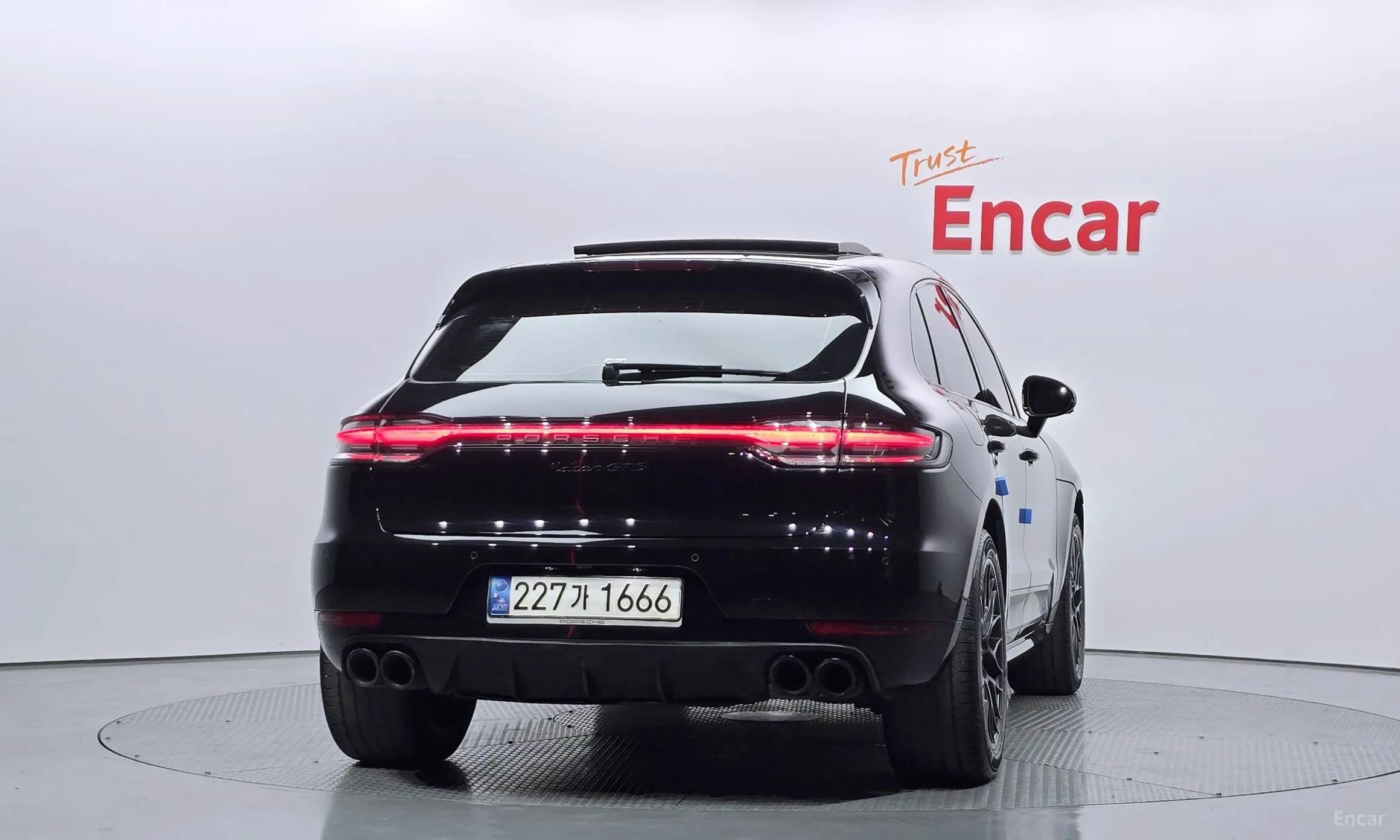 Porsche Macan превью 3