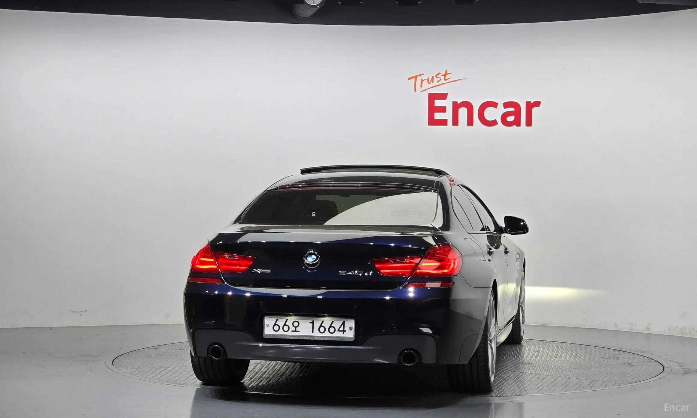 BMW 6 Series (F12) превью 3