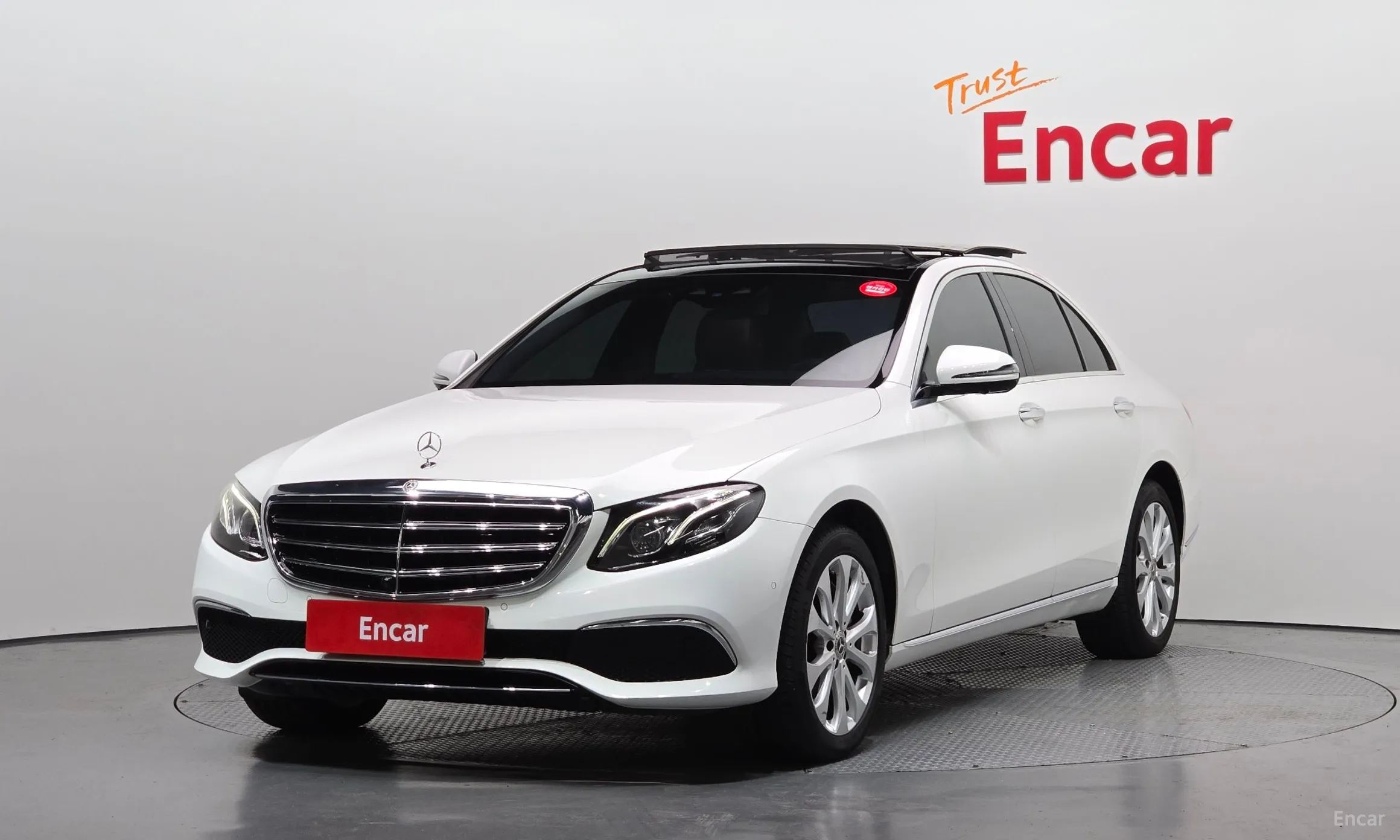 Mercedes Benz E-Class W213
