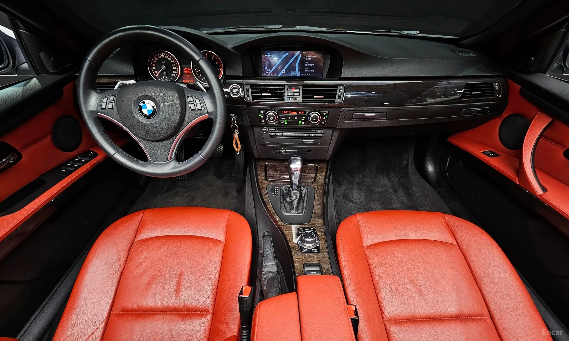BMW 3 Series (E90) превью 4