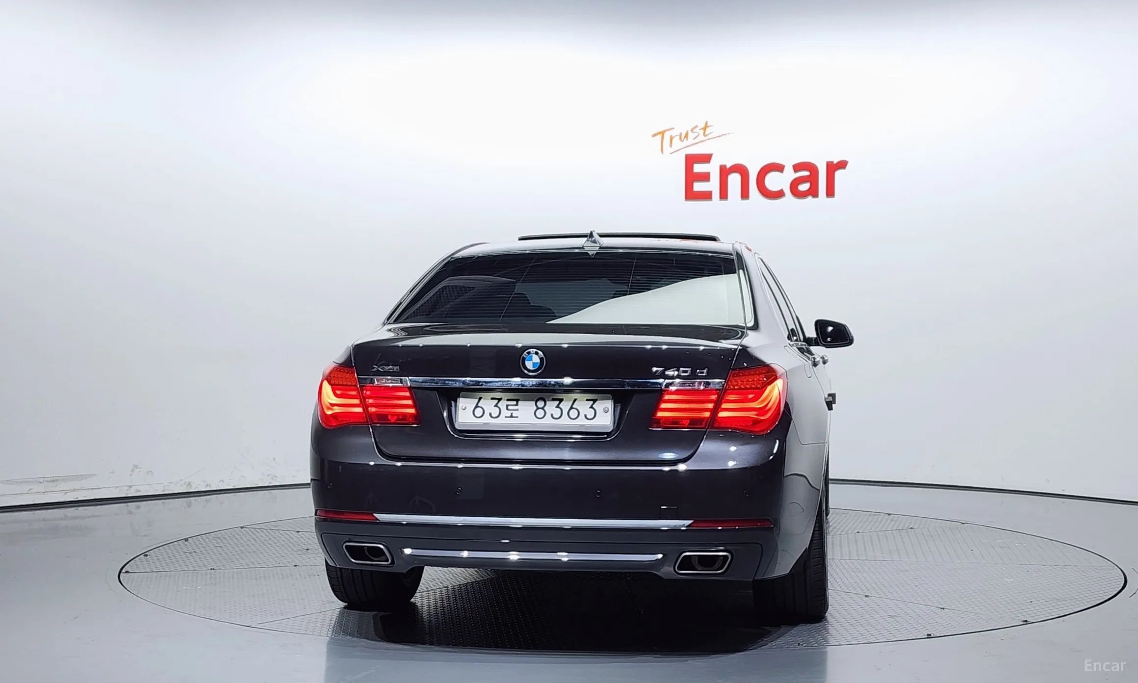 BMW 7 Series (F01) превью 3
