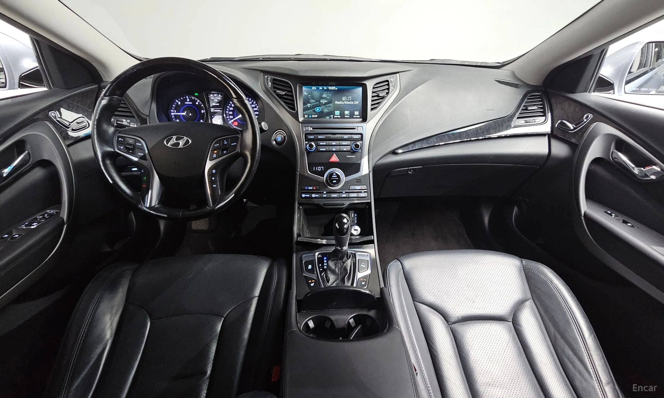 Hyundai Grandeur HG превью 4