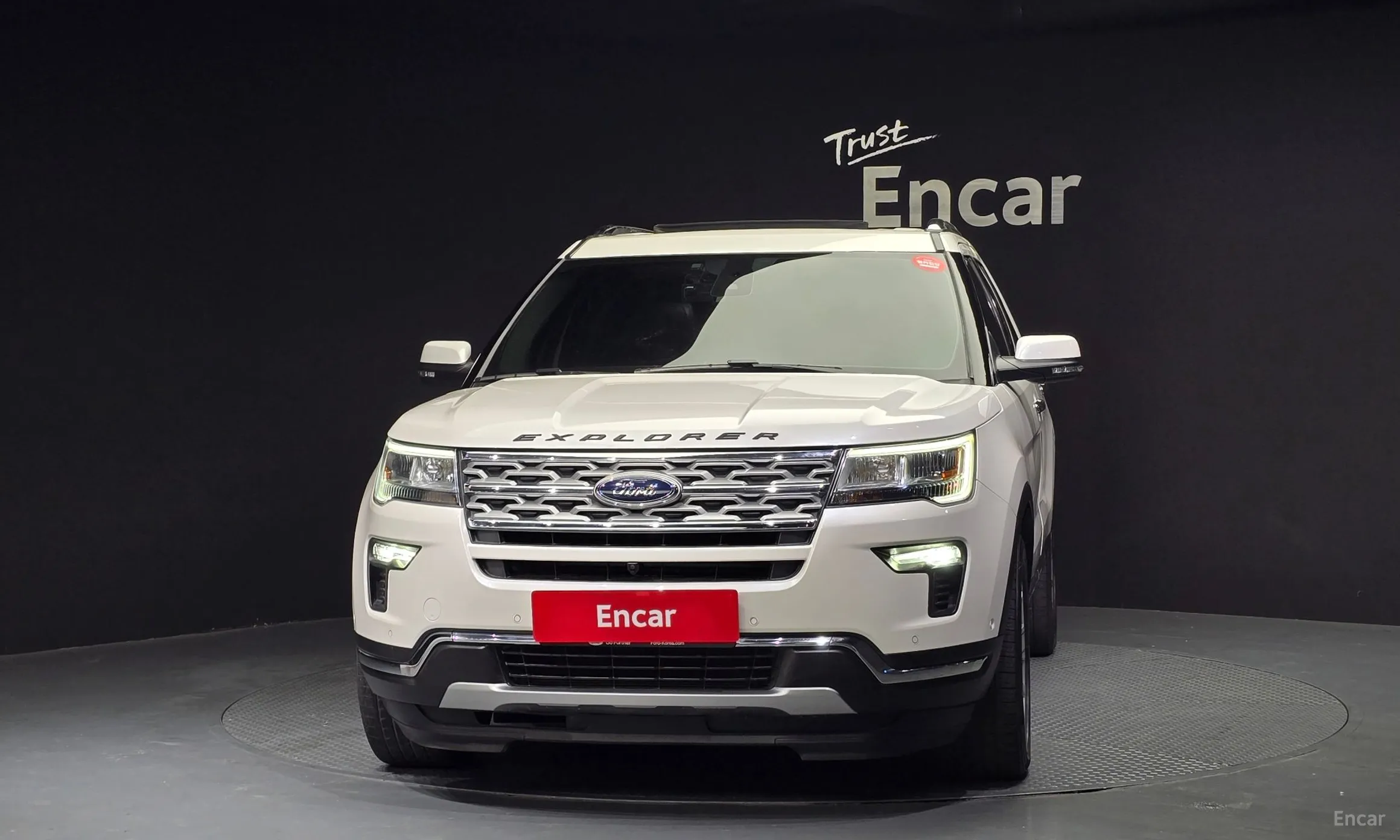 Ford Explorer превью 3