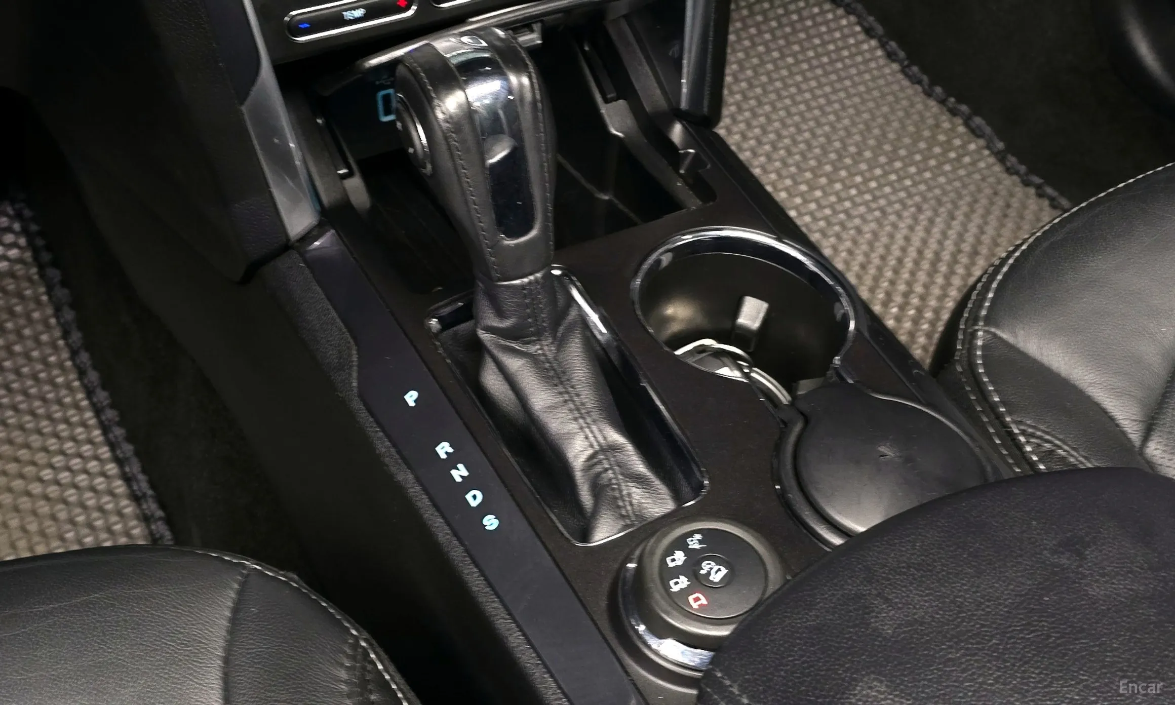 Ford Explorer превью 9