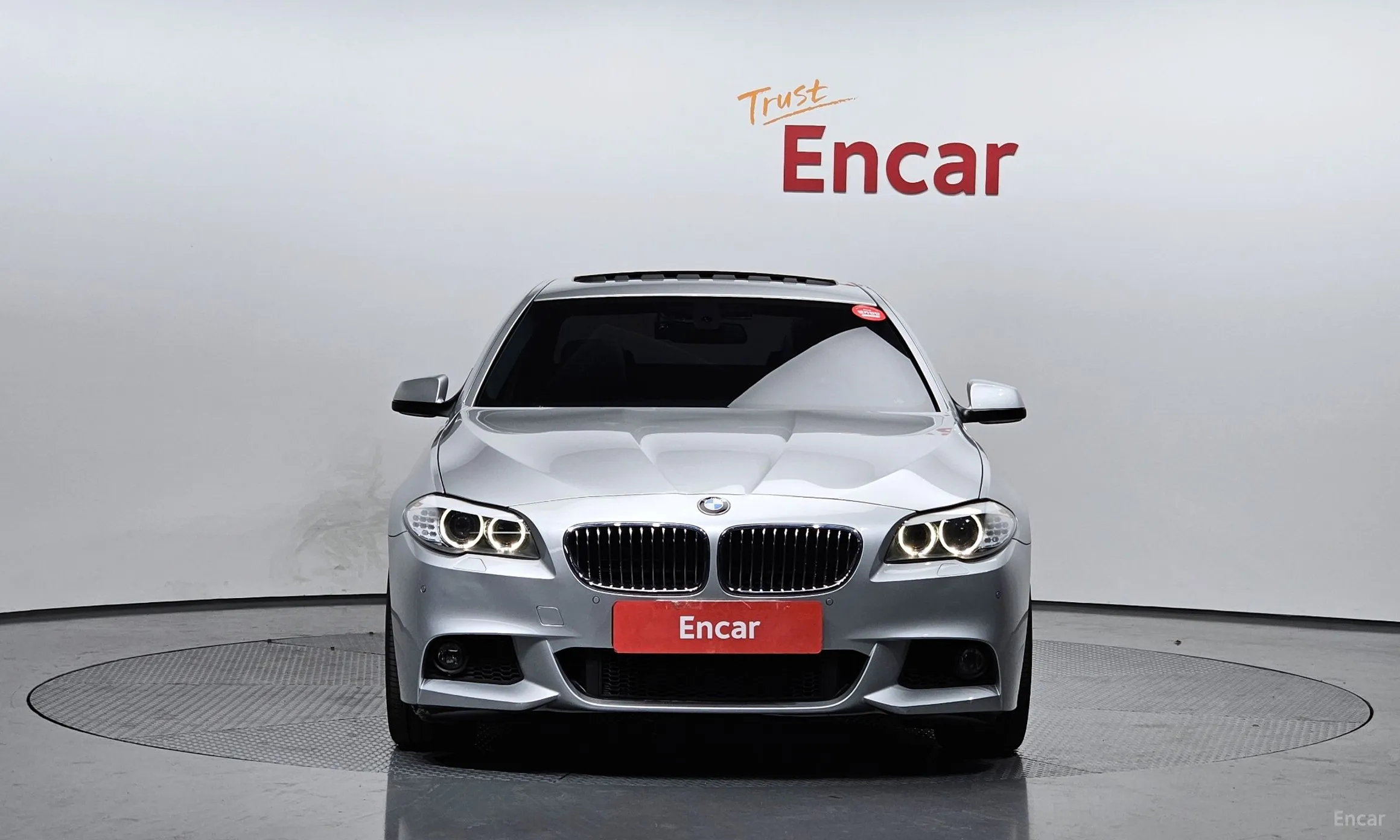 BMW 5 Series (F10) превью 2