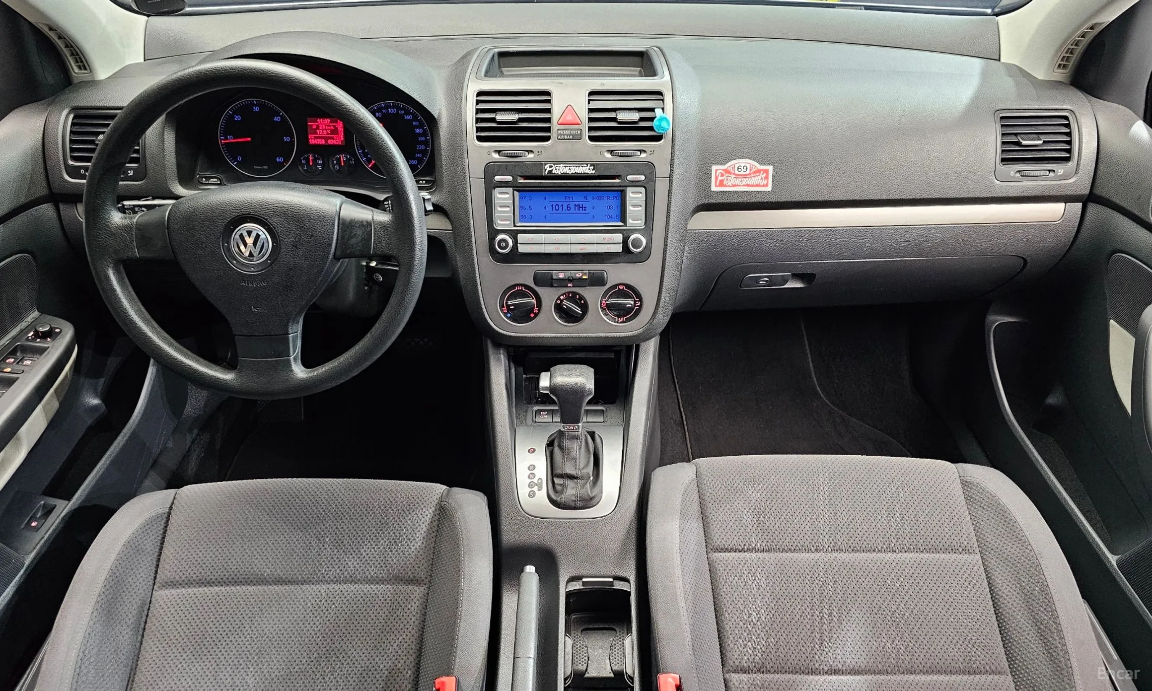 Volkswagen Golf 5th Generation превью 4