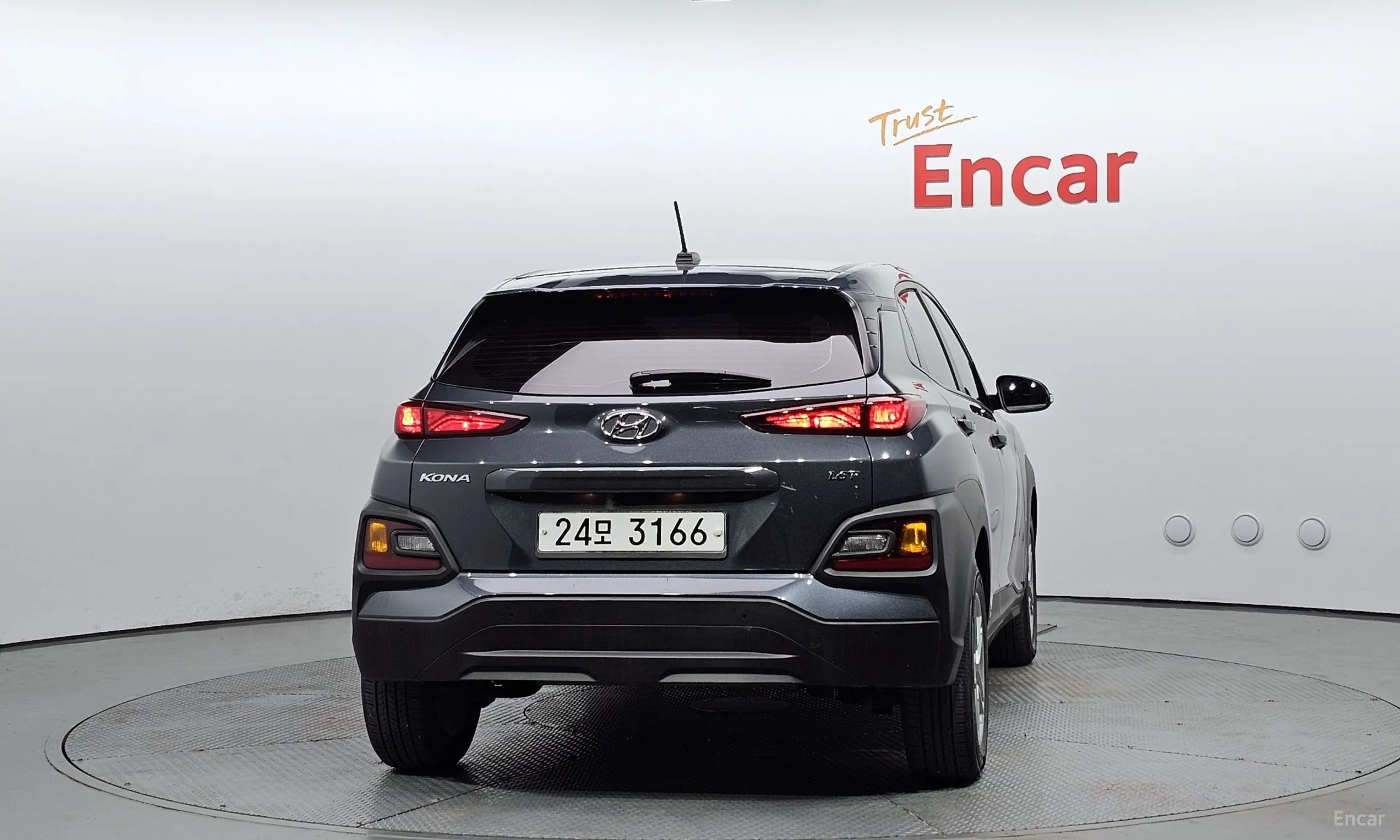 Hyundai Kona превью 3