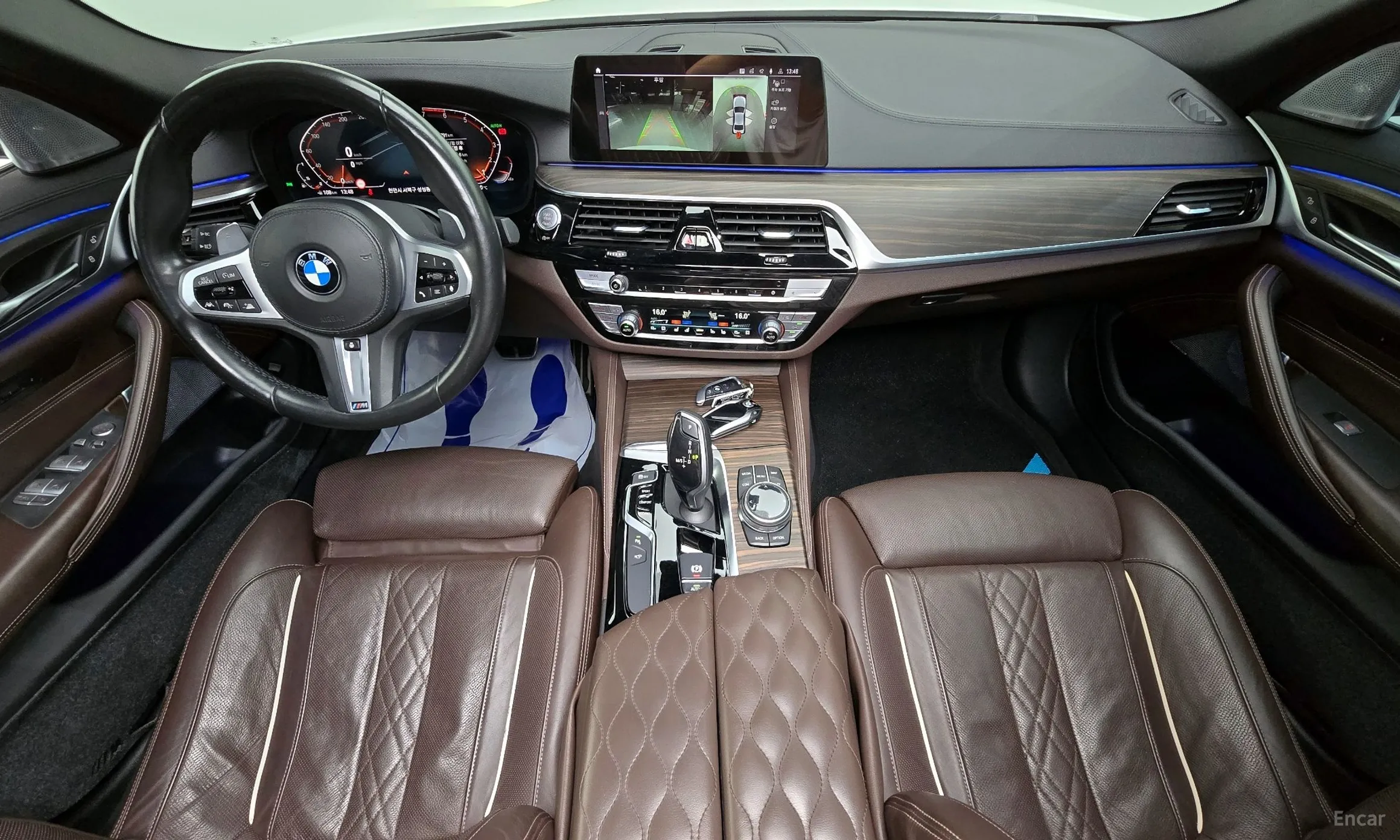 BMW 5 Series (G30) превью 4