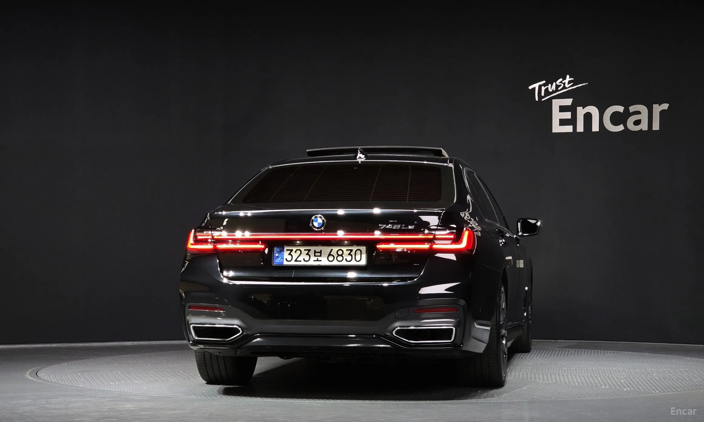 BMW 7 Series (G11) превью 3