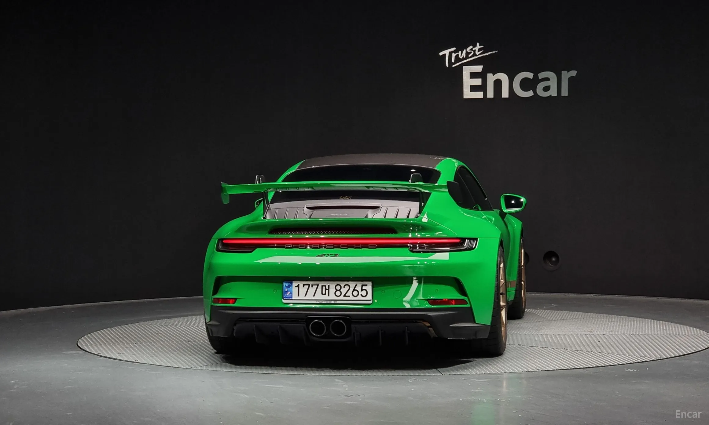 Porsche 911 (992) превью 3
