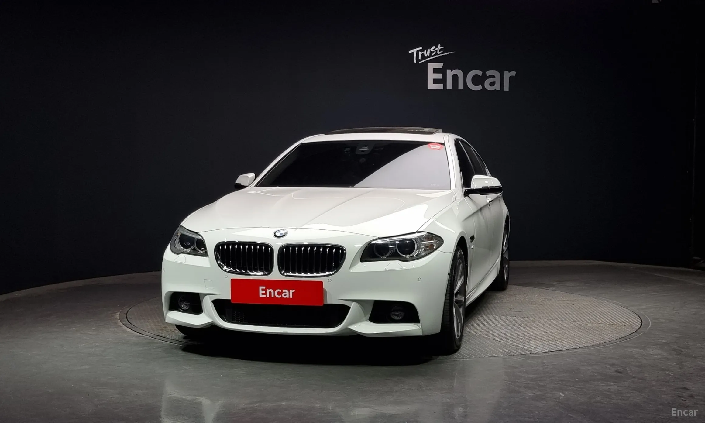 BMW 5 Series (F10) превью 2
