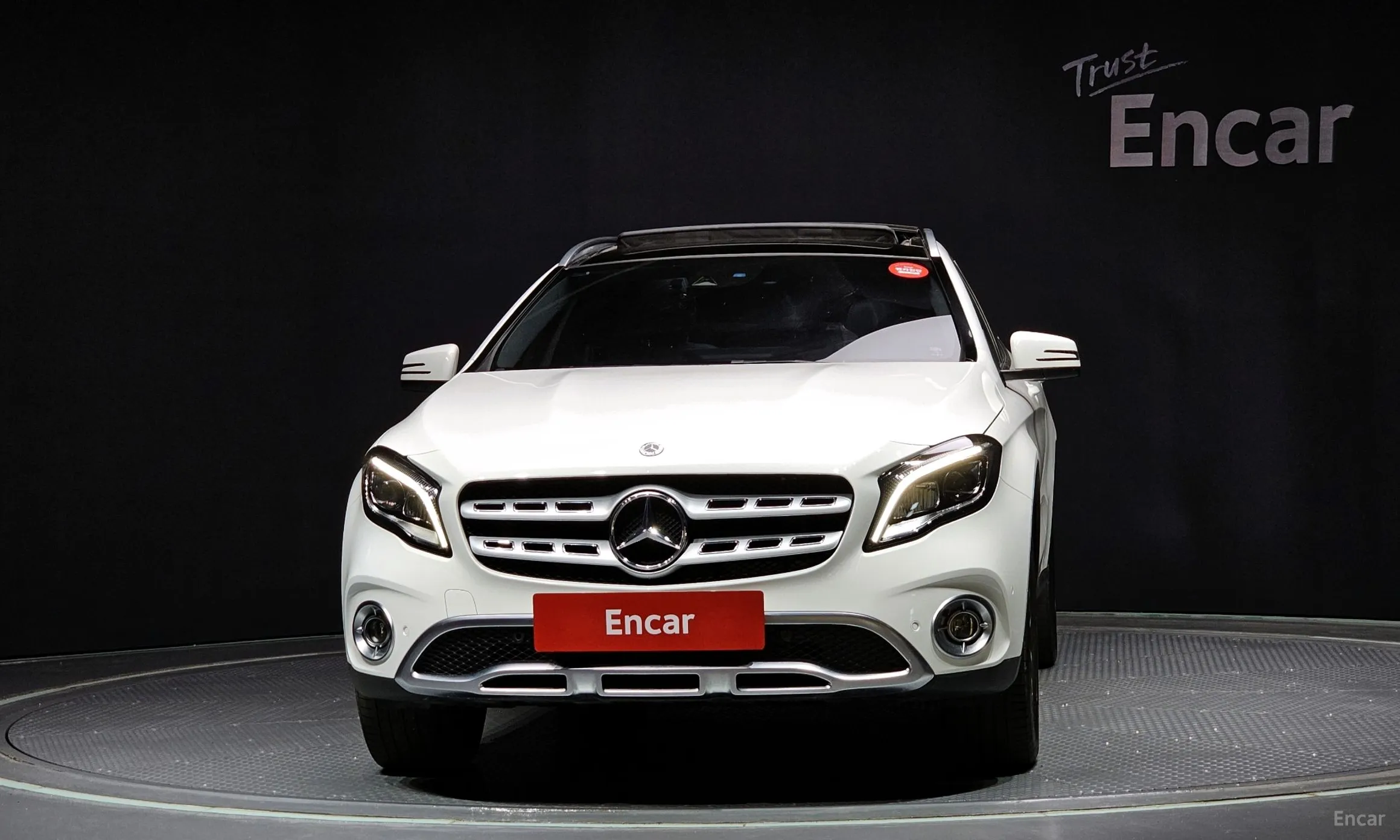 Mercedes Benz GLA-Class X156 превью 2