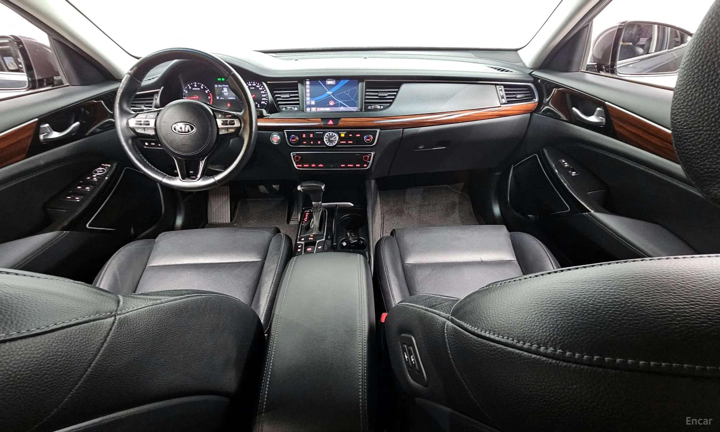 Kia K7 превью 4