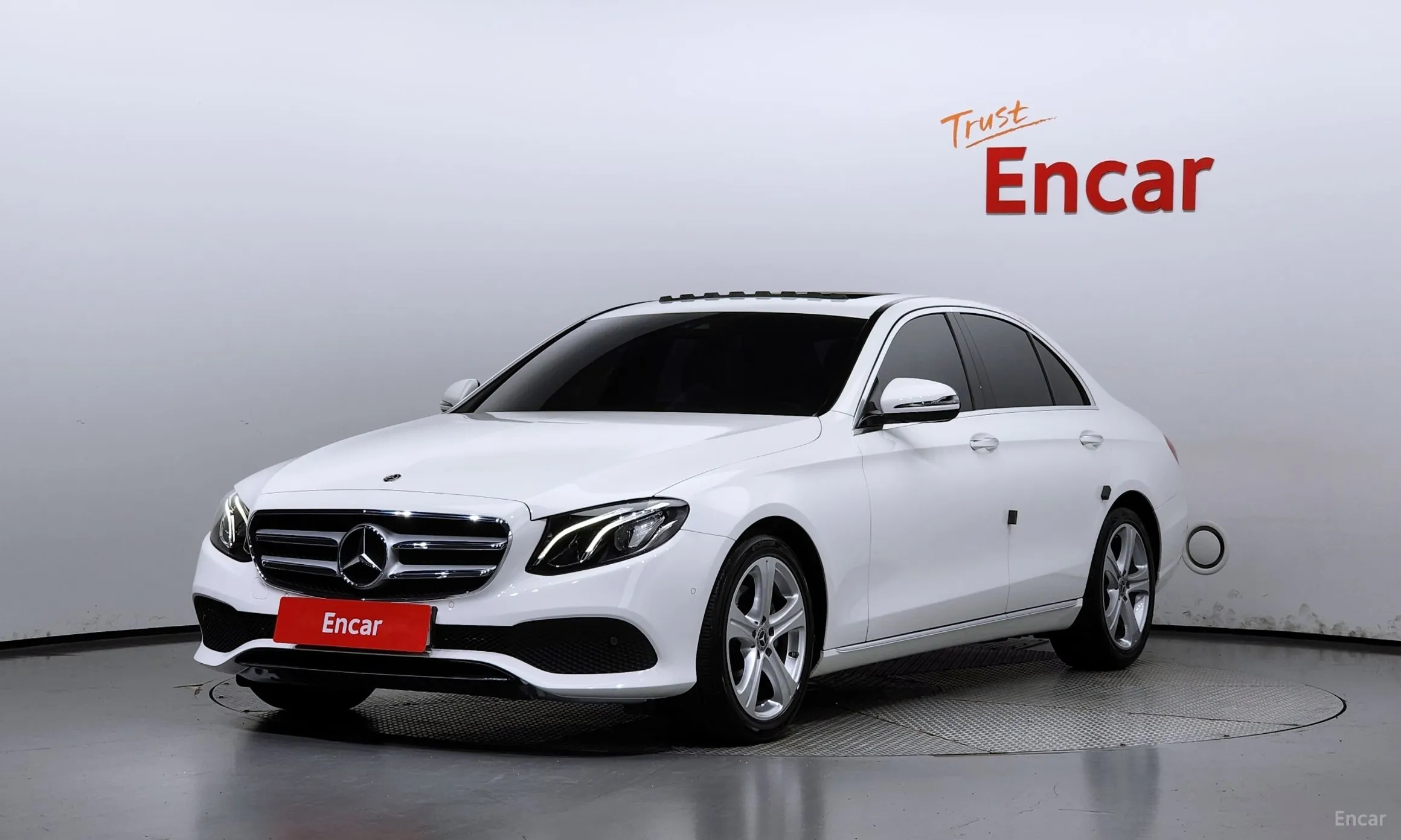 Mercedes Benz E-Class W213