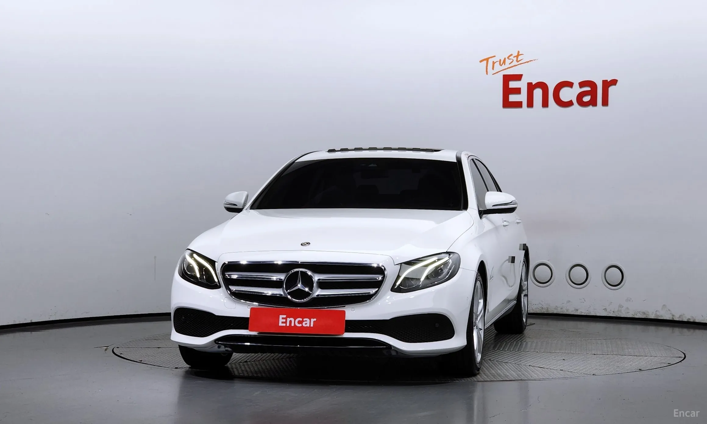 Mercedes Benz E-Class W213