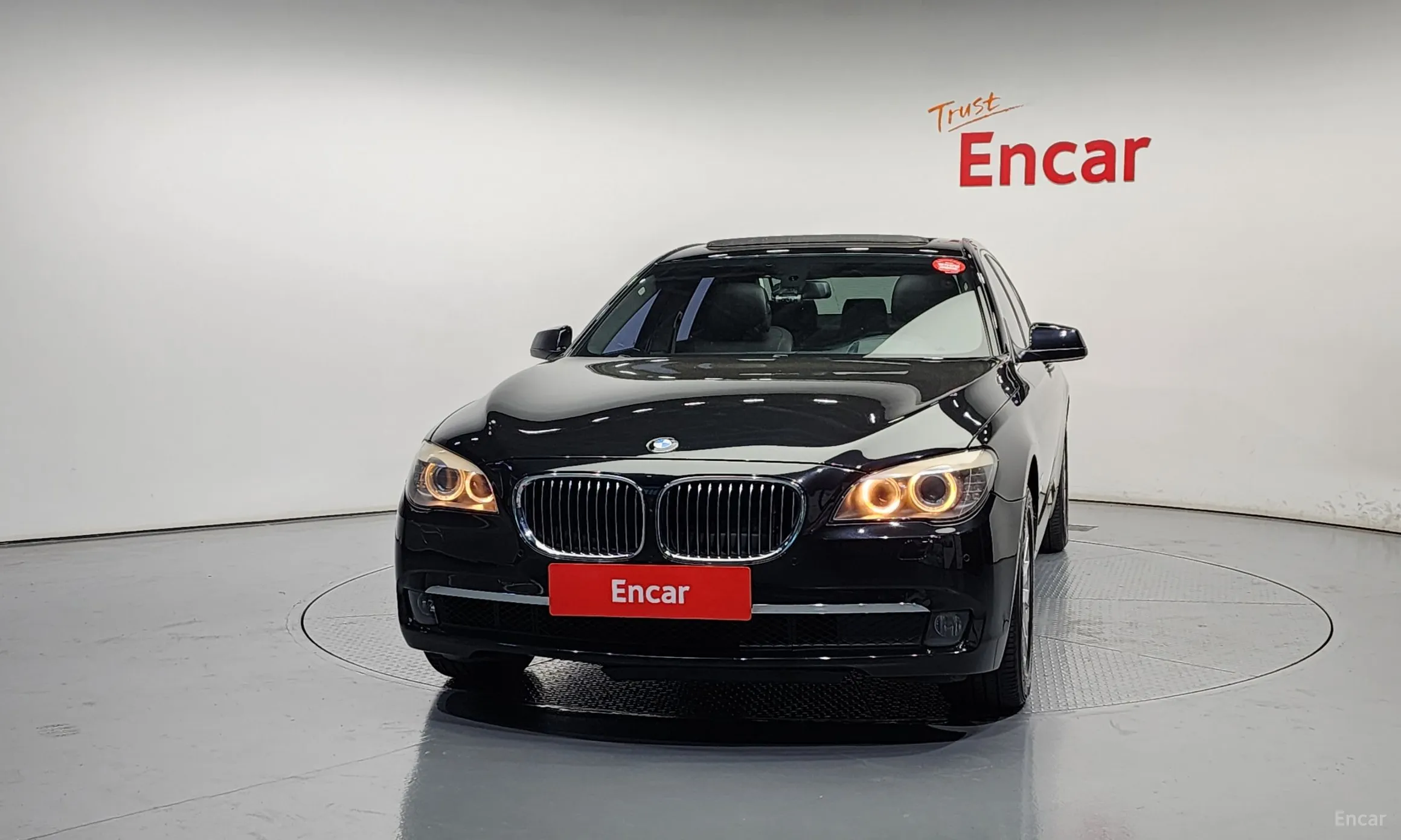 BMW 7 Series (F01) превью 2
