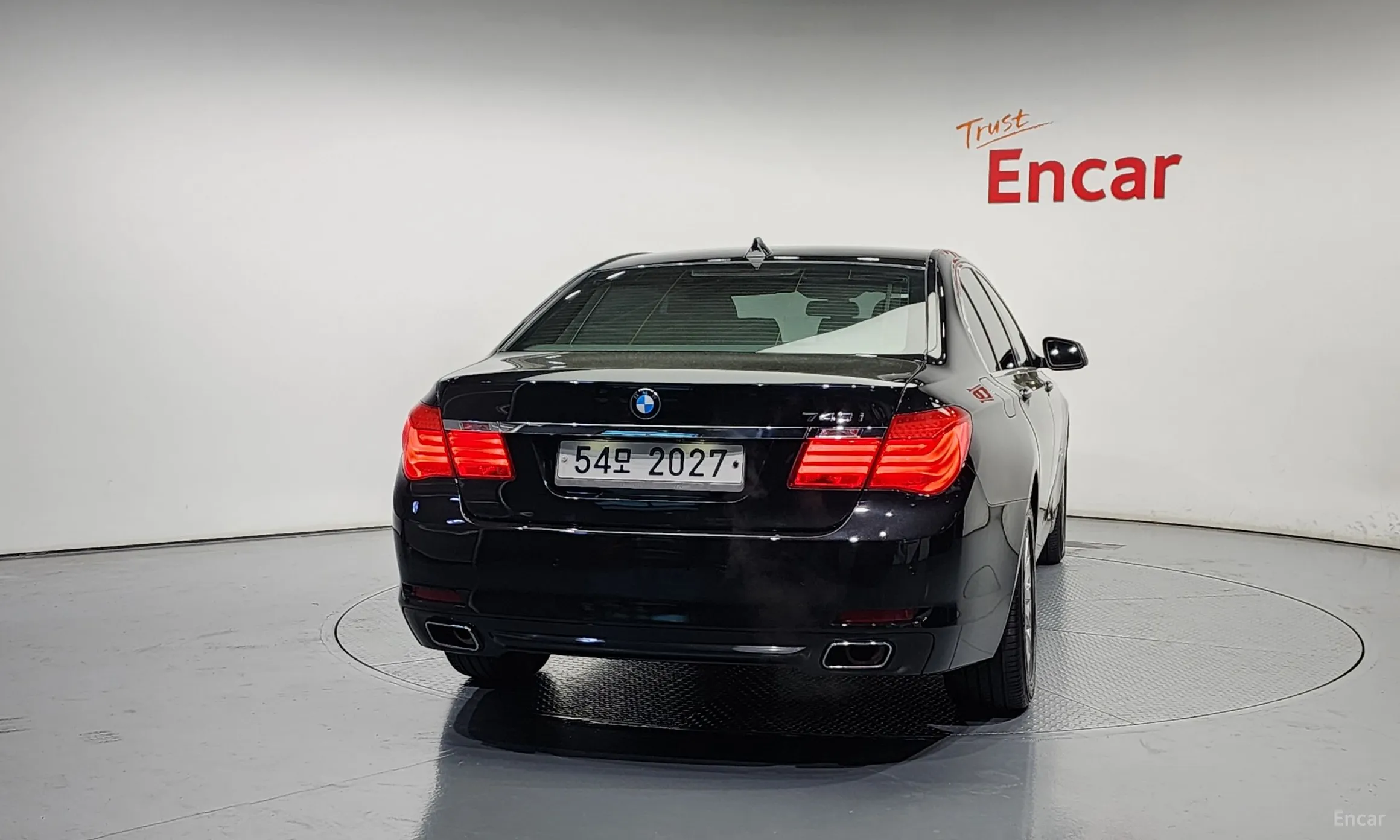 BMW 7 Series (F01) превью 3