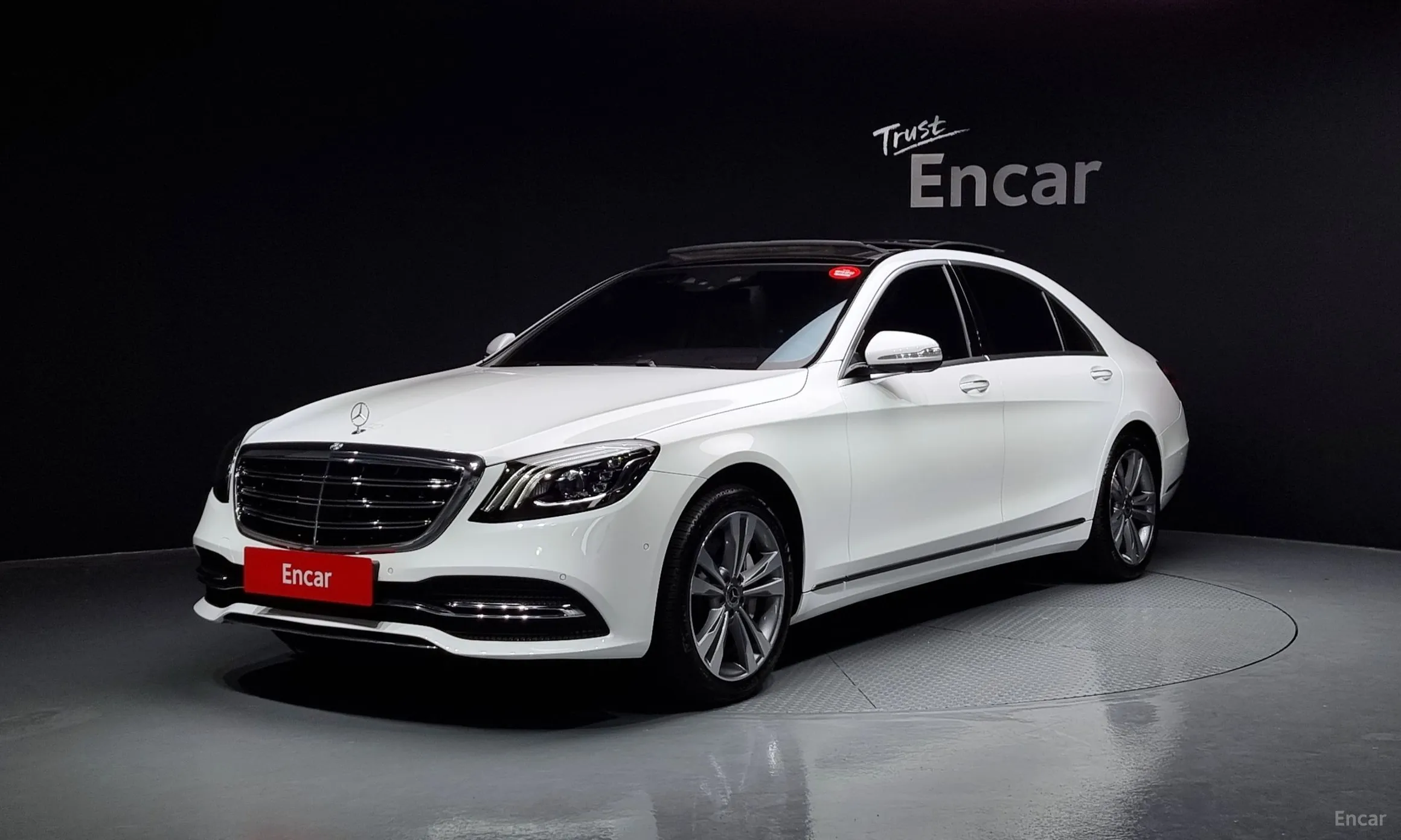 Mercedes Benz S-Class W222