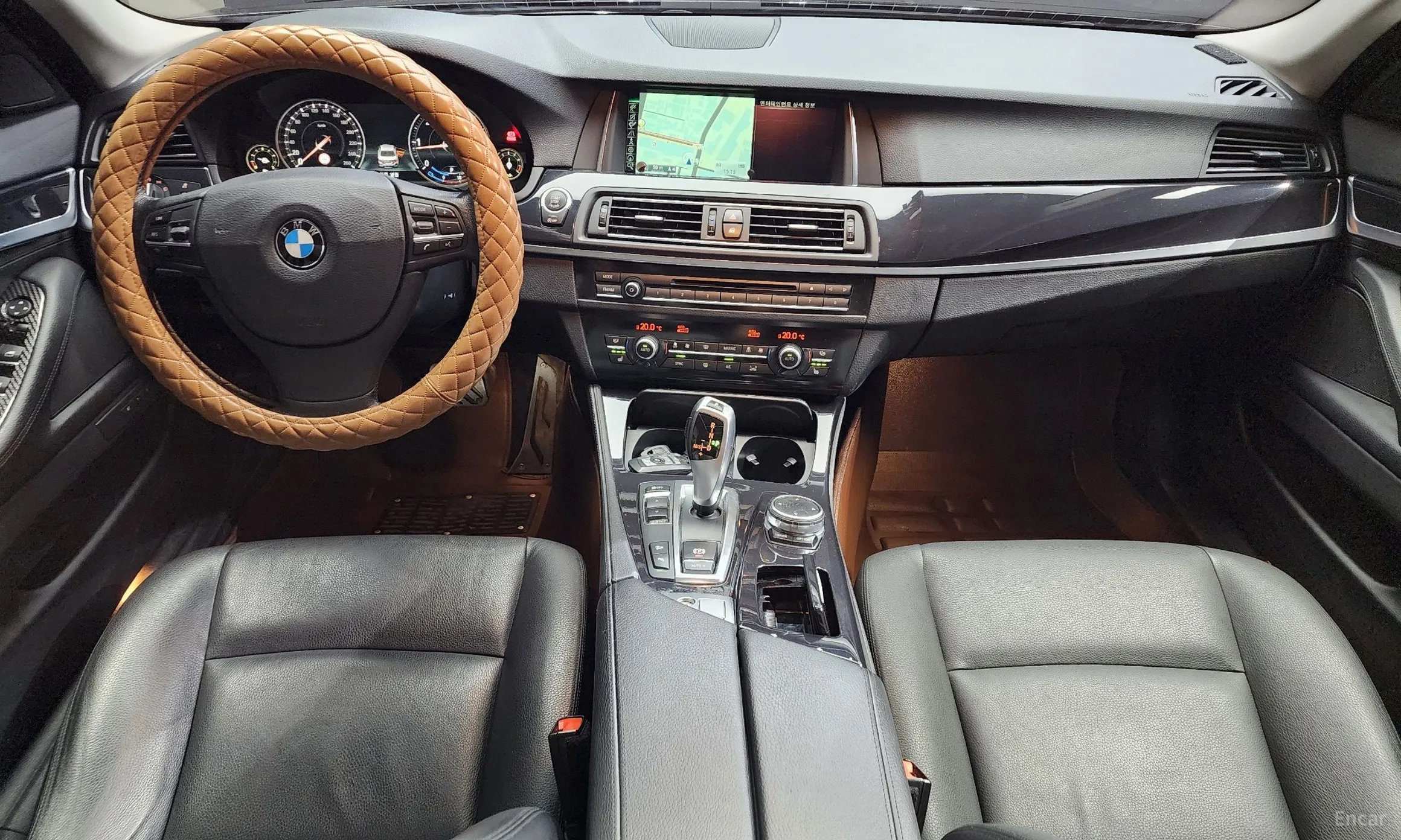 BMW 5 Series (F10) превью 4