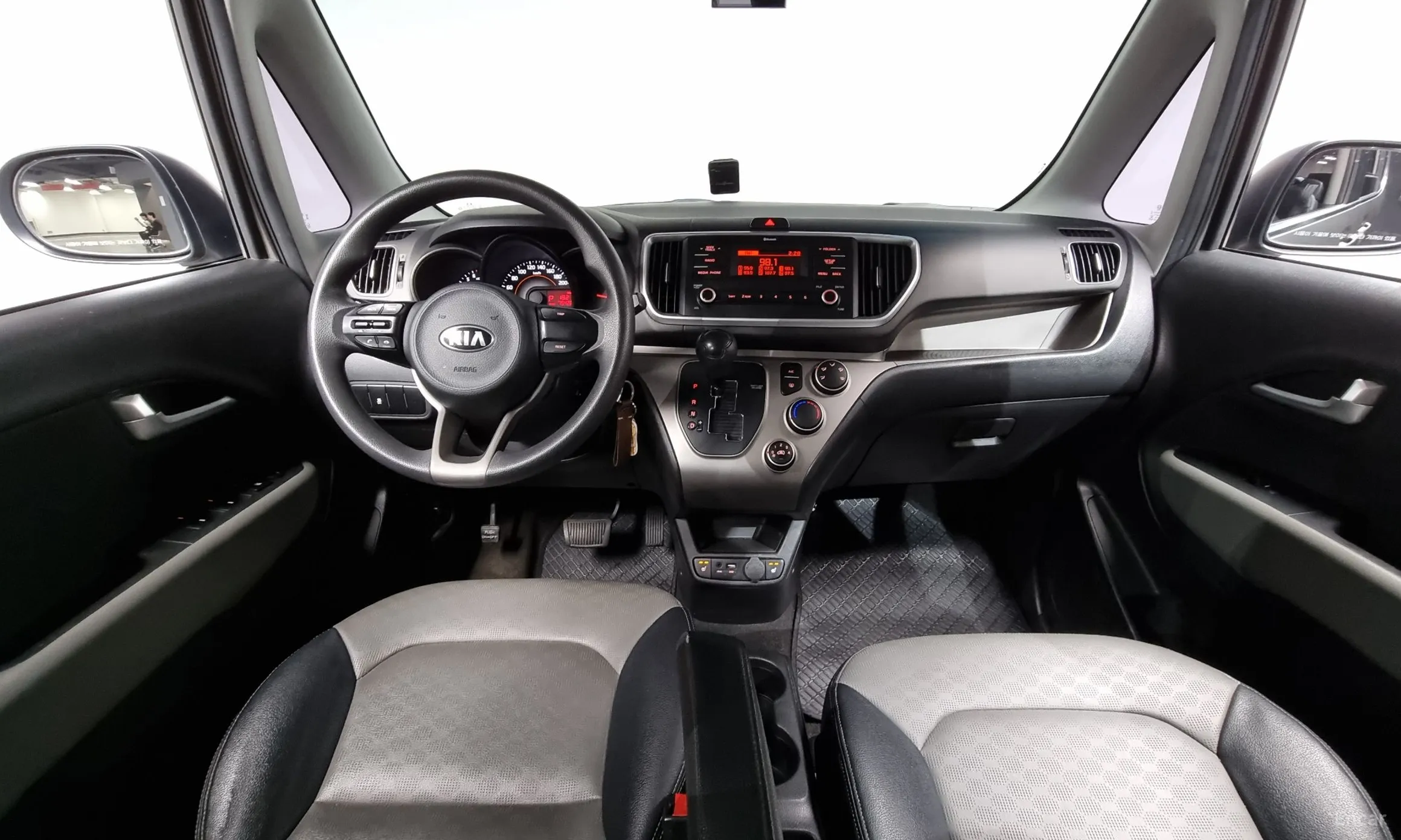 Kia Ray превью 4