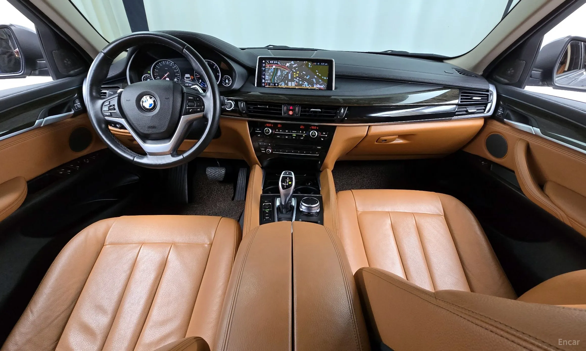 BMW X6 (F16) превью 4