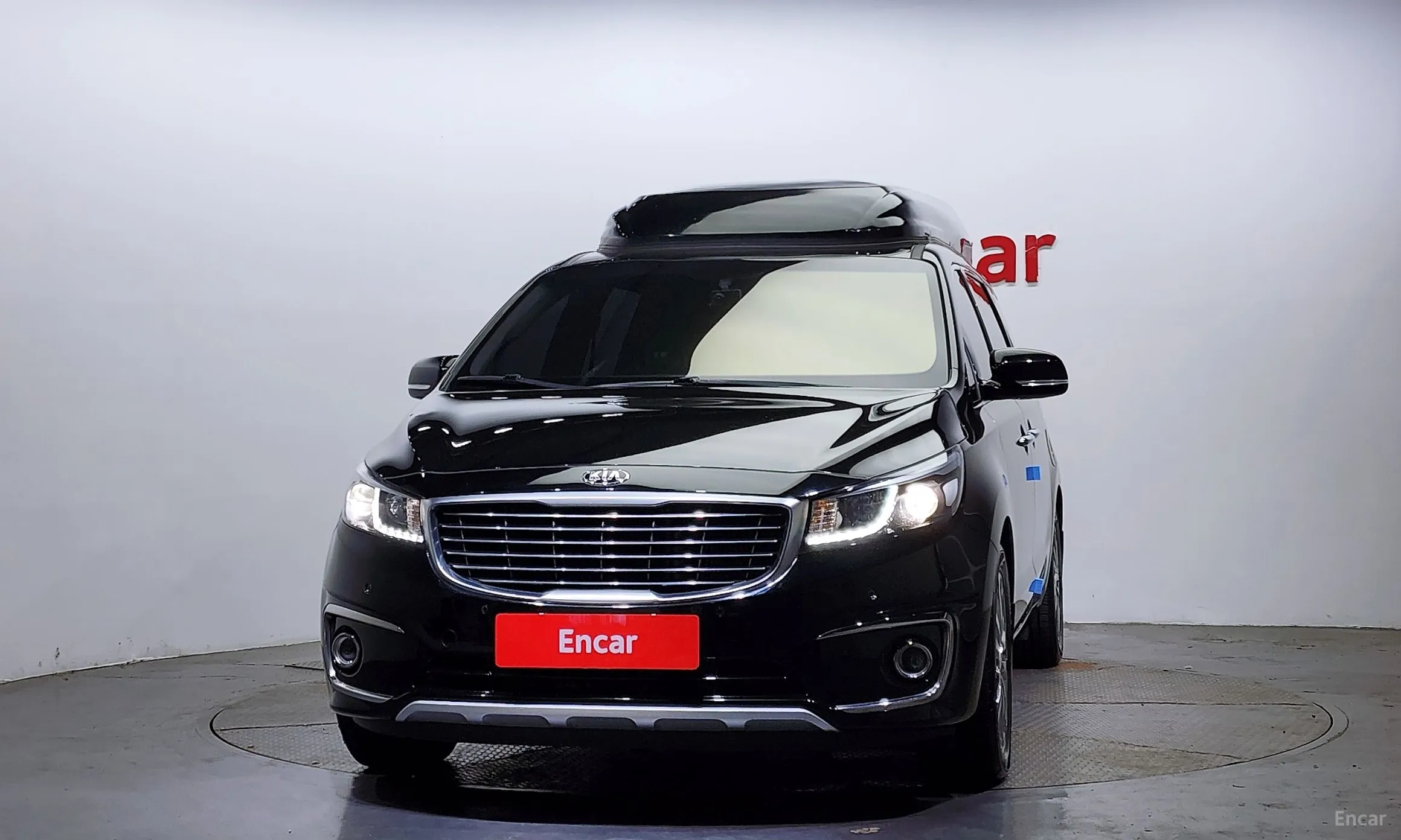 Kia Carnival превью 2