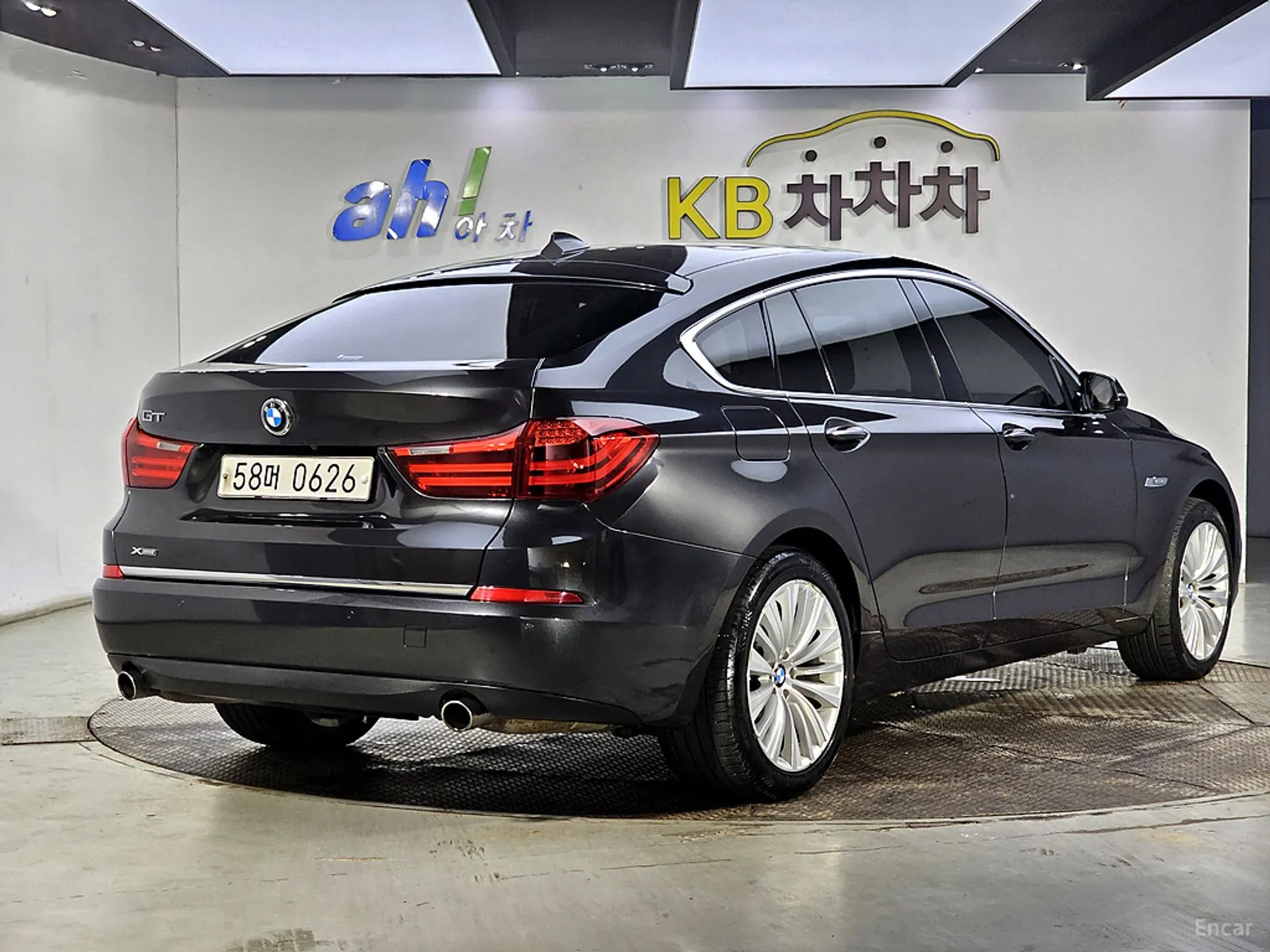 BMW 5 Series GT (F07) превью 3