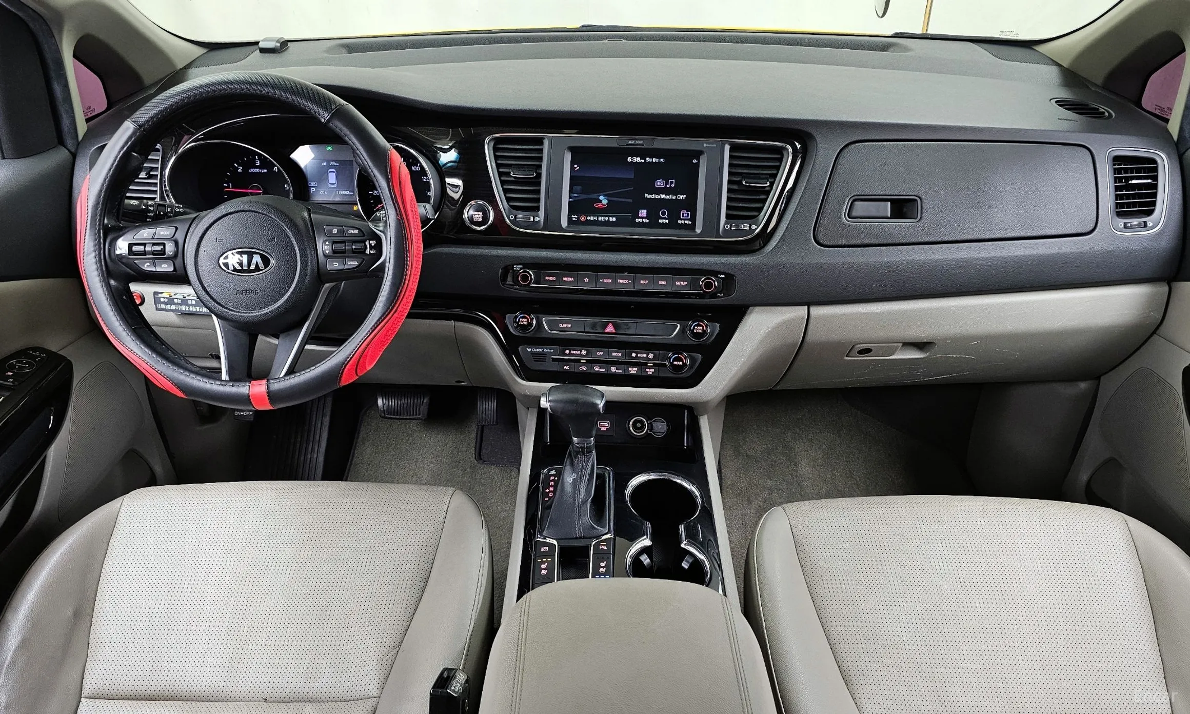 Kia Carnival превью 4