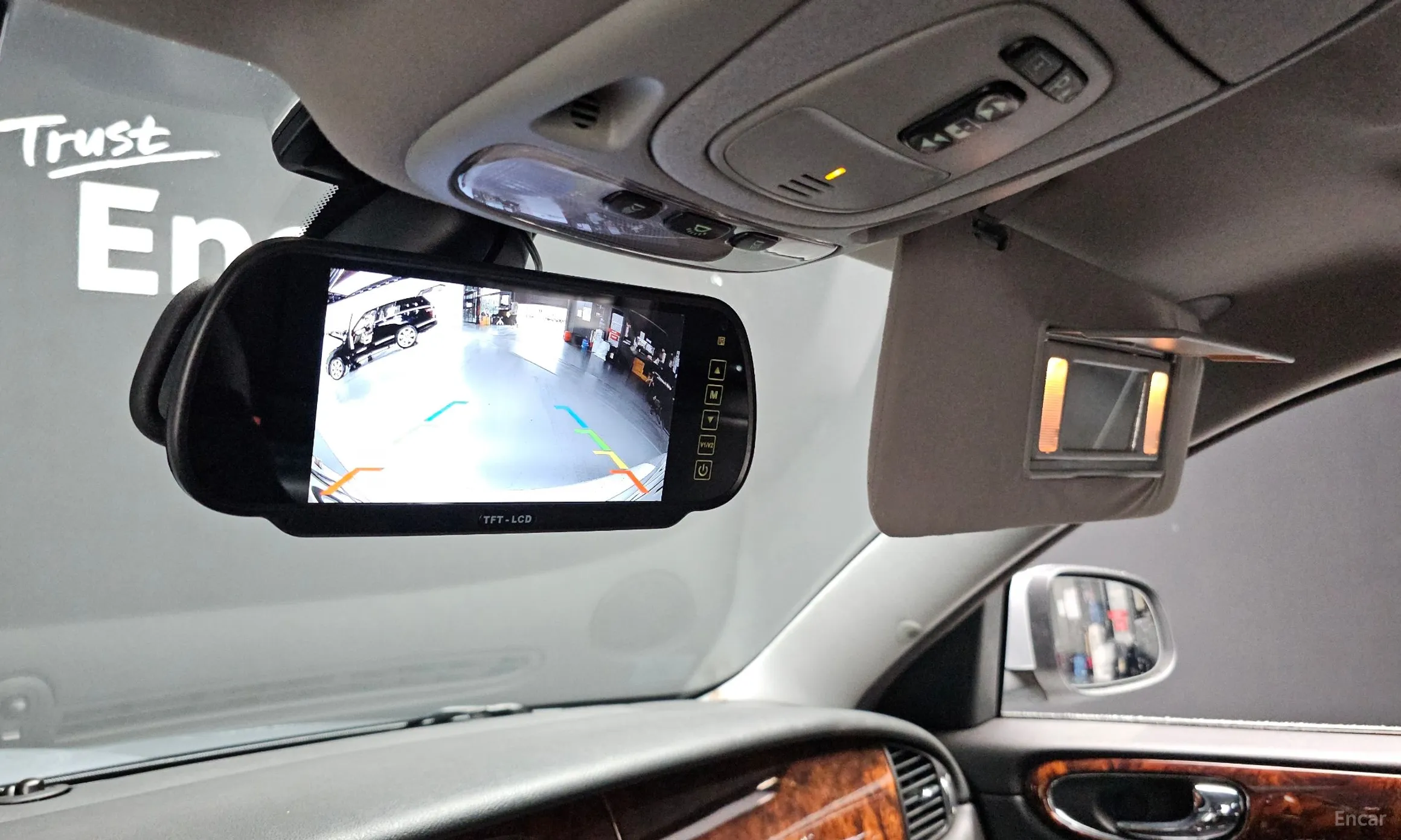 Jaguar New XJ превью 16