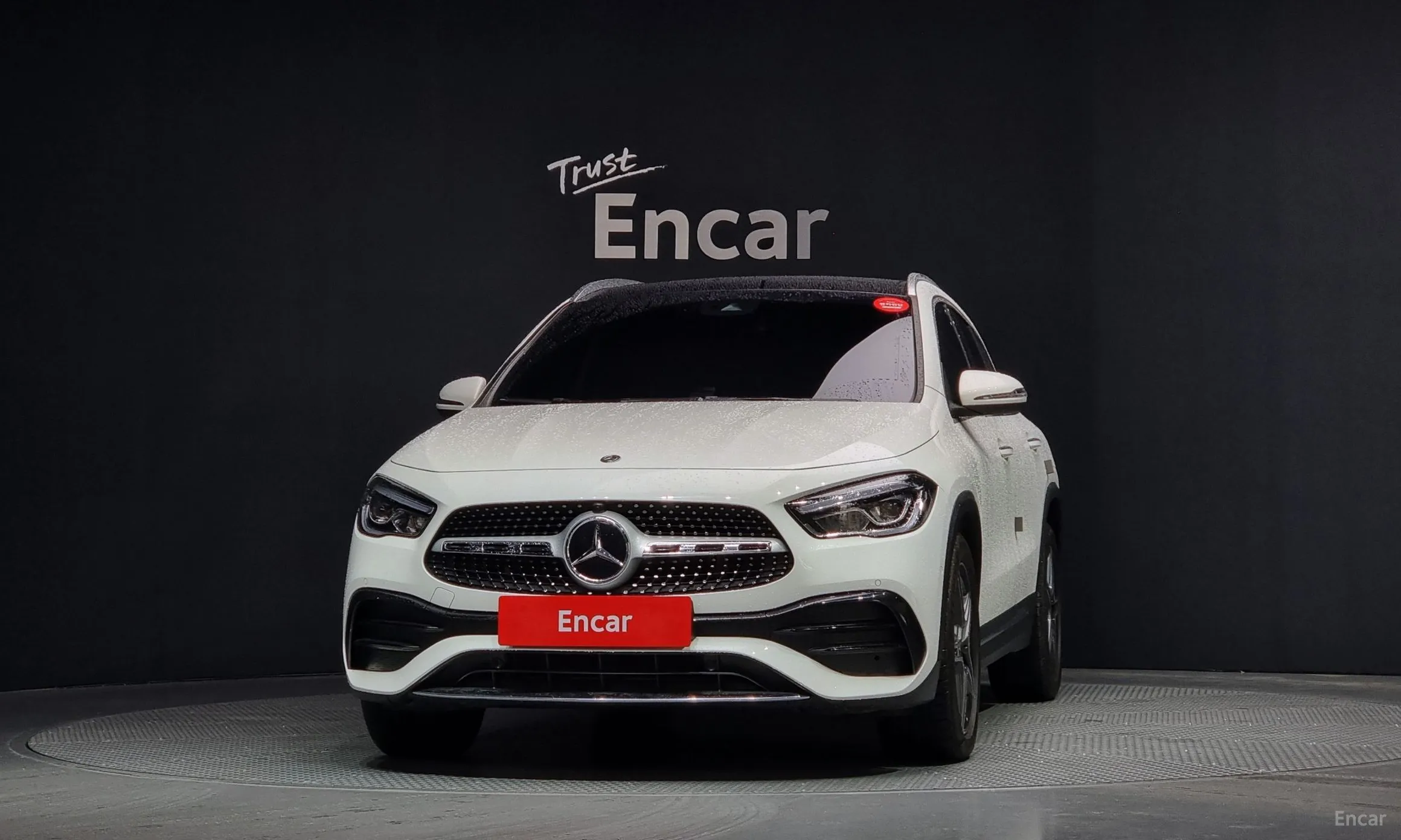 Mercedes Benz GLA-Class H247