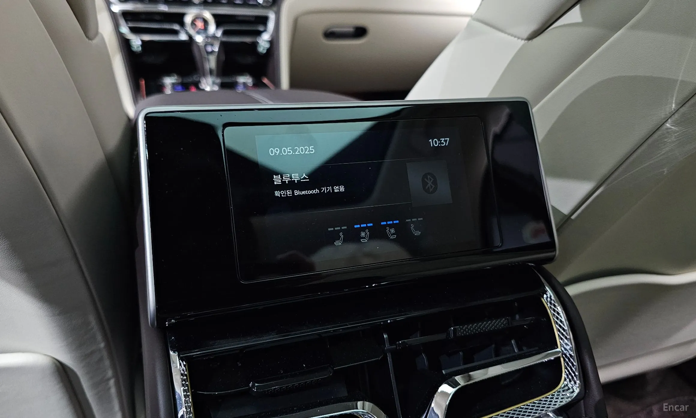 Bentley Flying Spur 3rd Generation превью 18