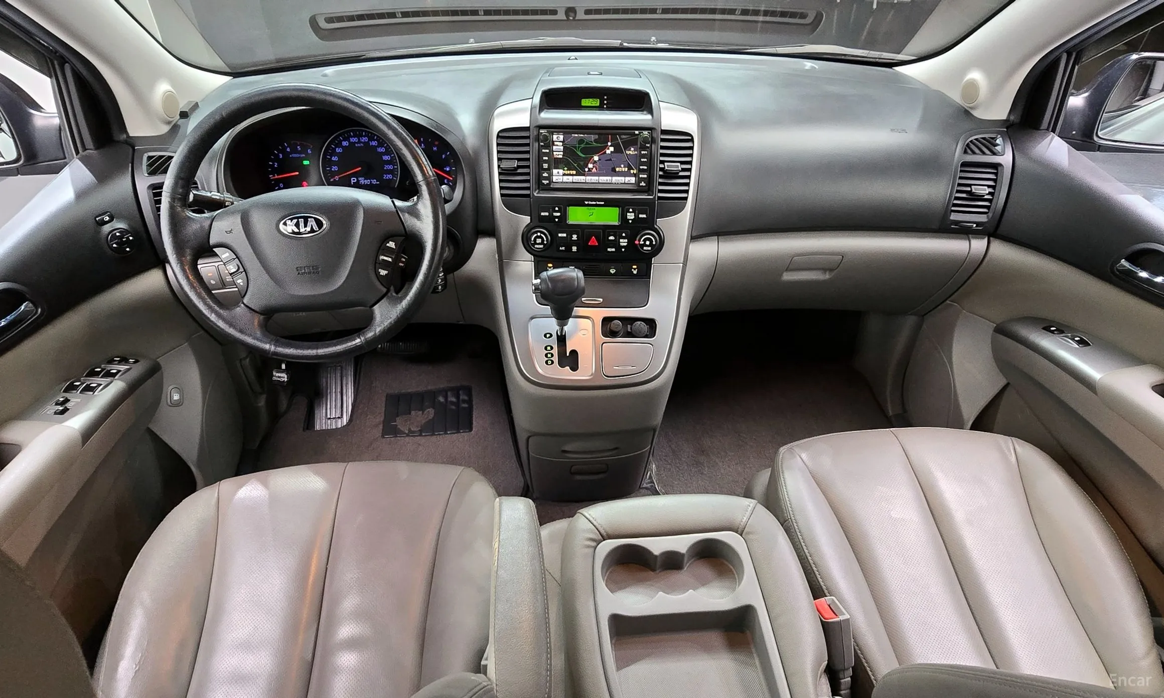 Kia Carnival R превью 4