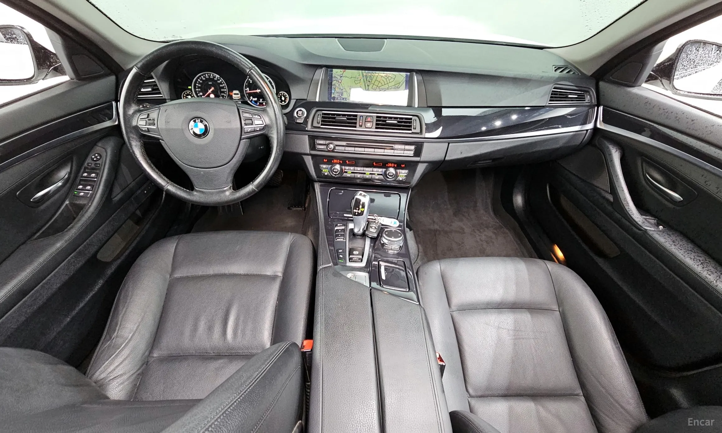 BMW 5 Series (F10) превью 4