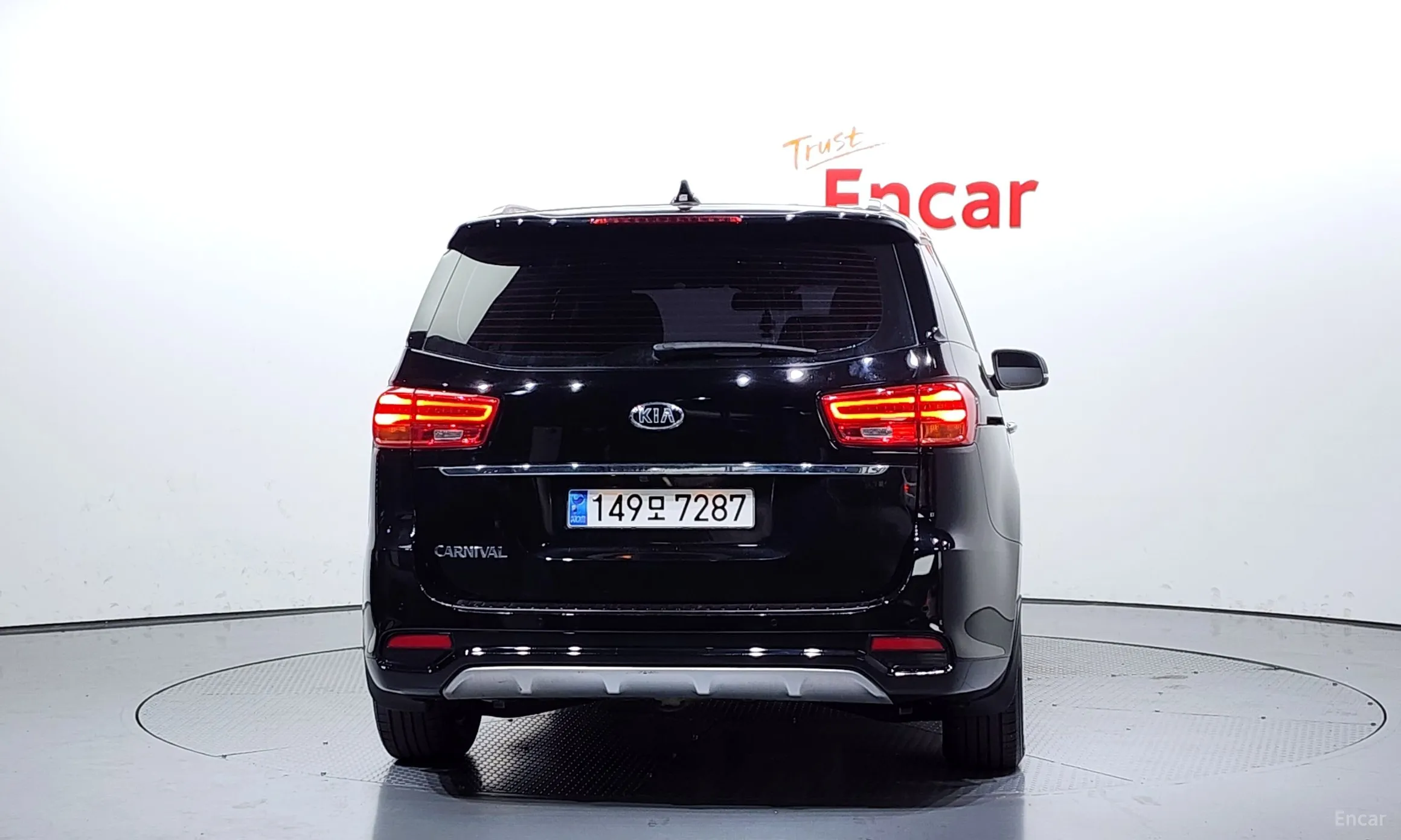 Kia Carnival превью 3