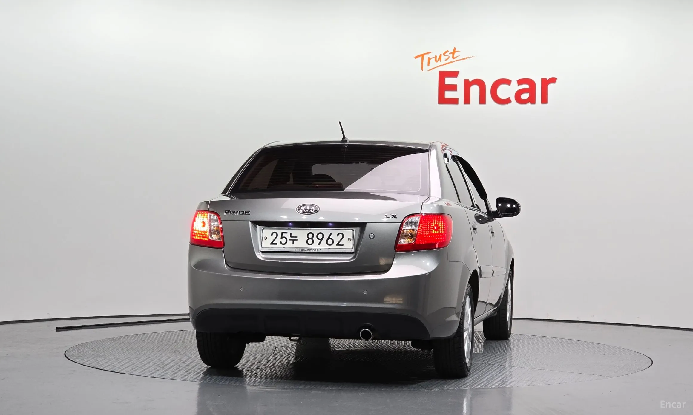 Kia Pride (new) превью 3