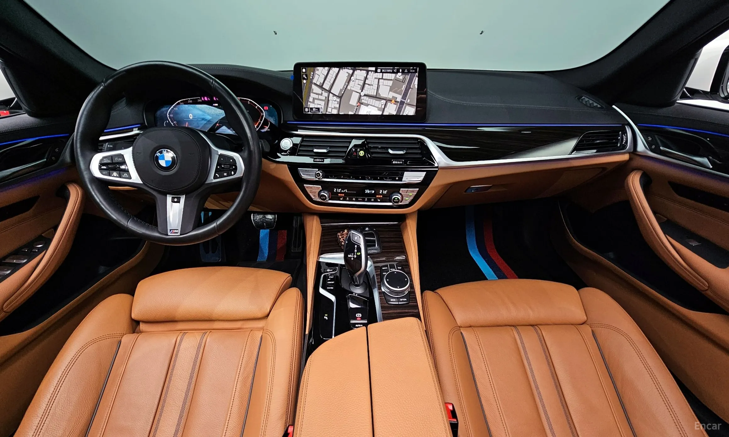 BMW 5 Series (G30) превью 4