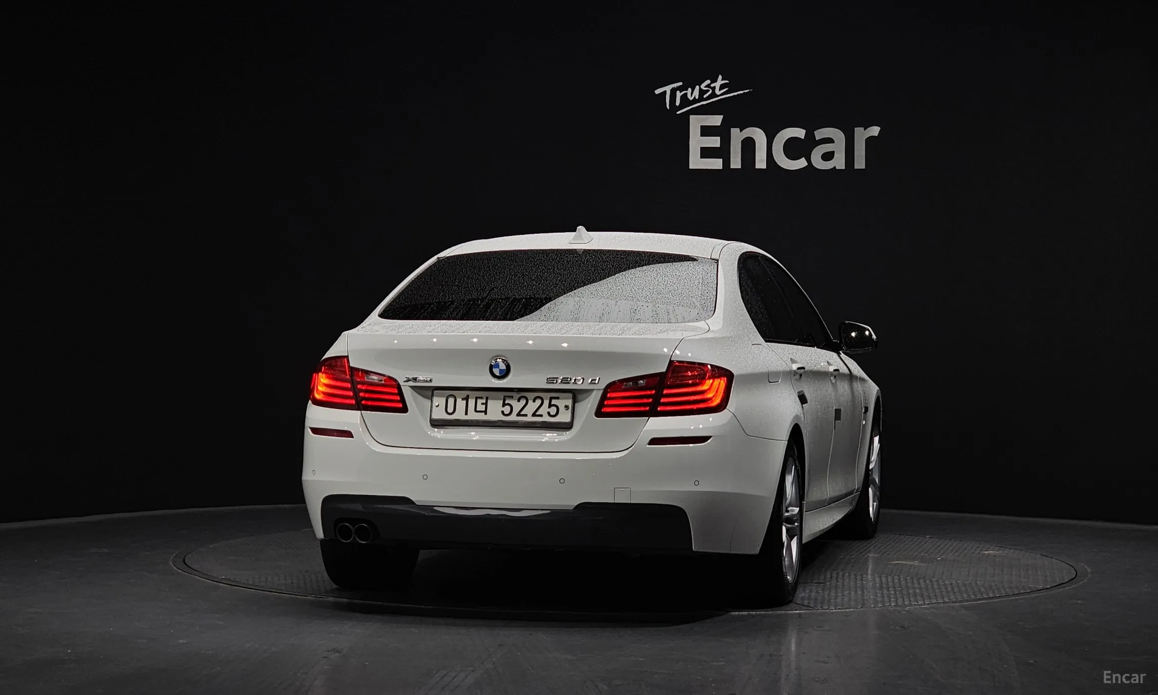 BMW 5 Series (F10) превью 3