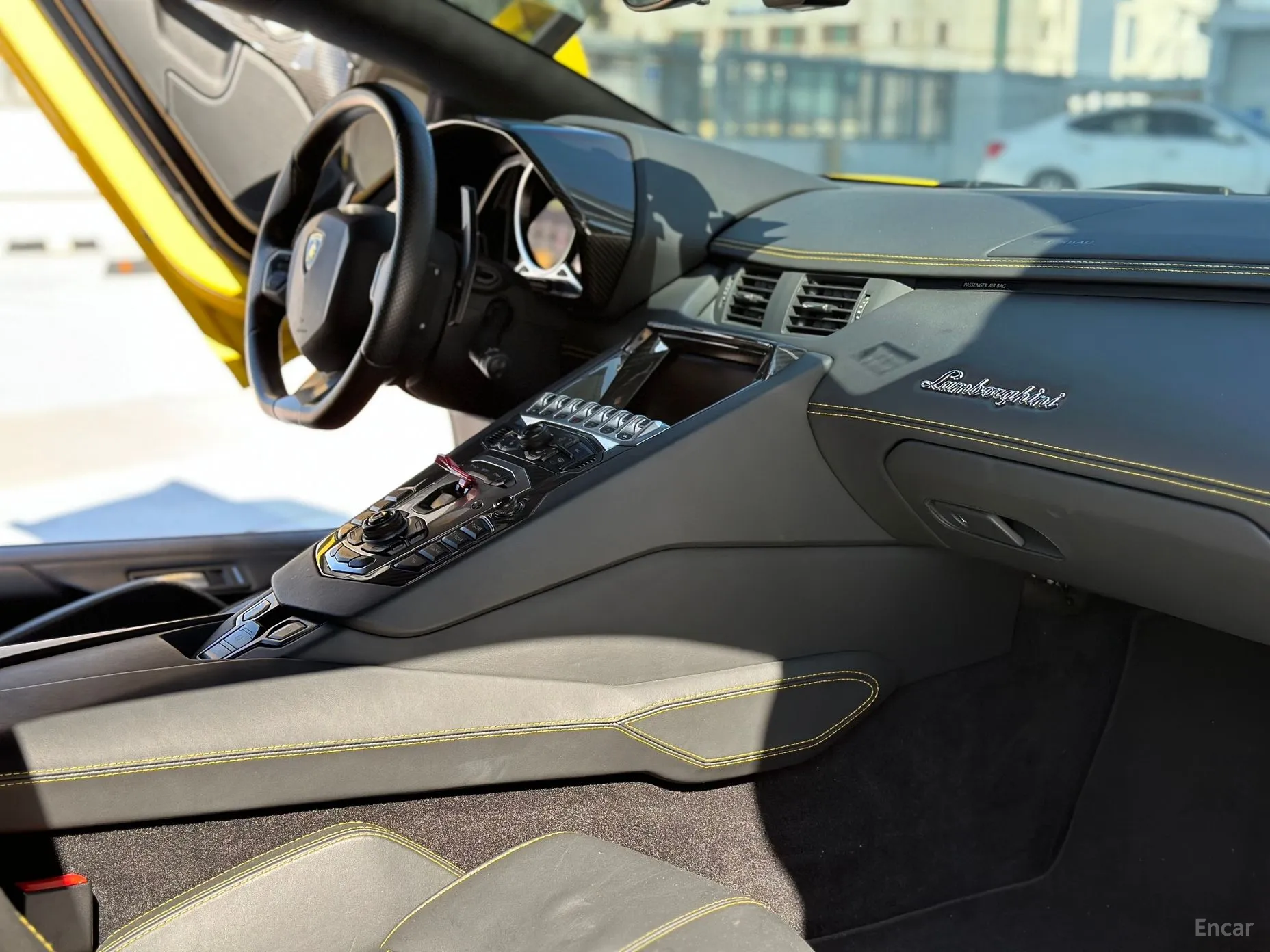 Lamborghini Aventador превью 13